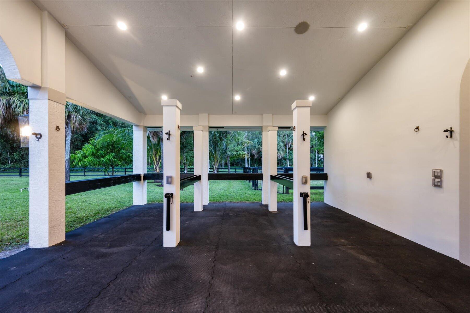 PADDOCK PARK 2 OF WELLING - Residential