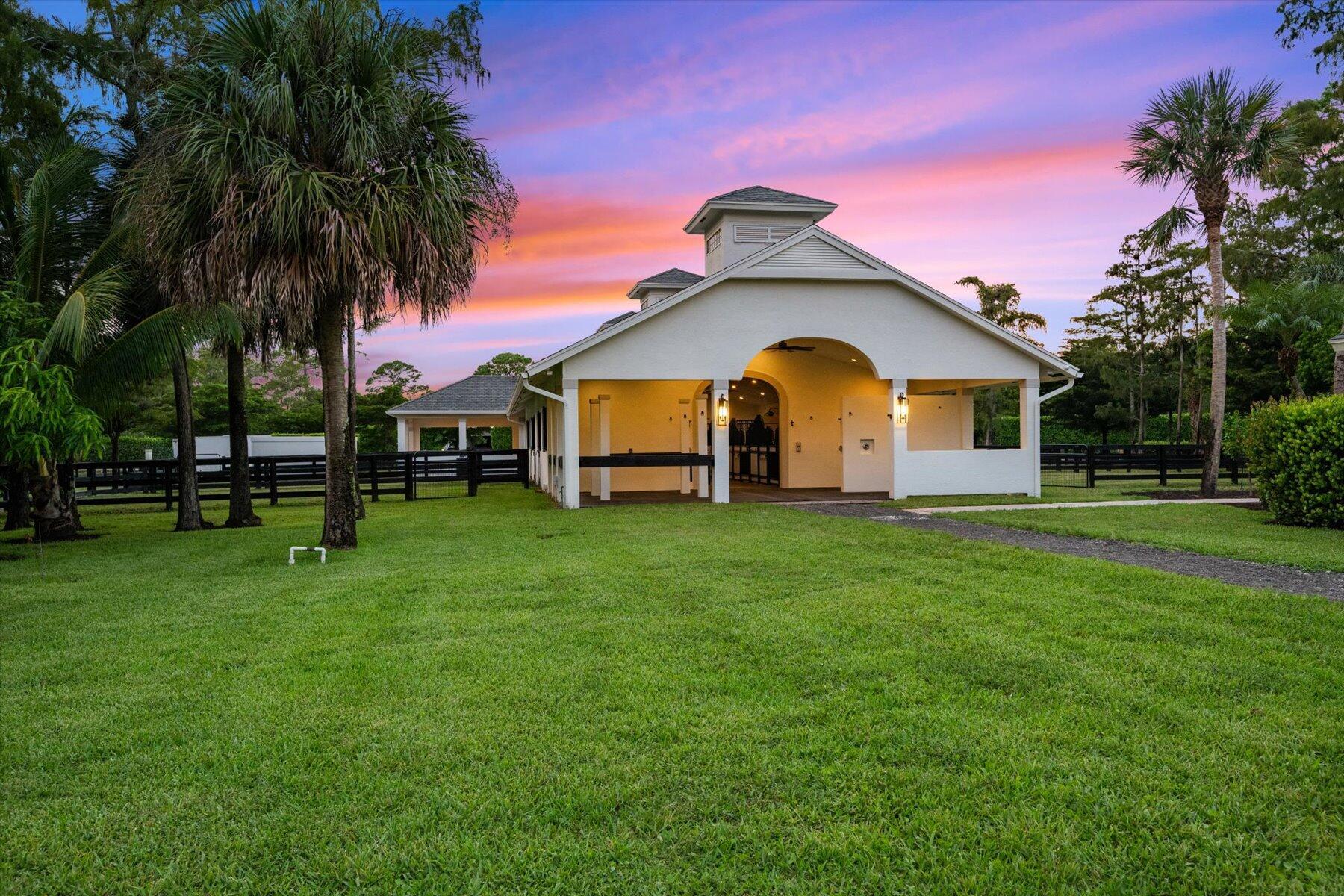 PADDOCK PARK 2 OF WELLING - Residential