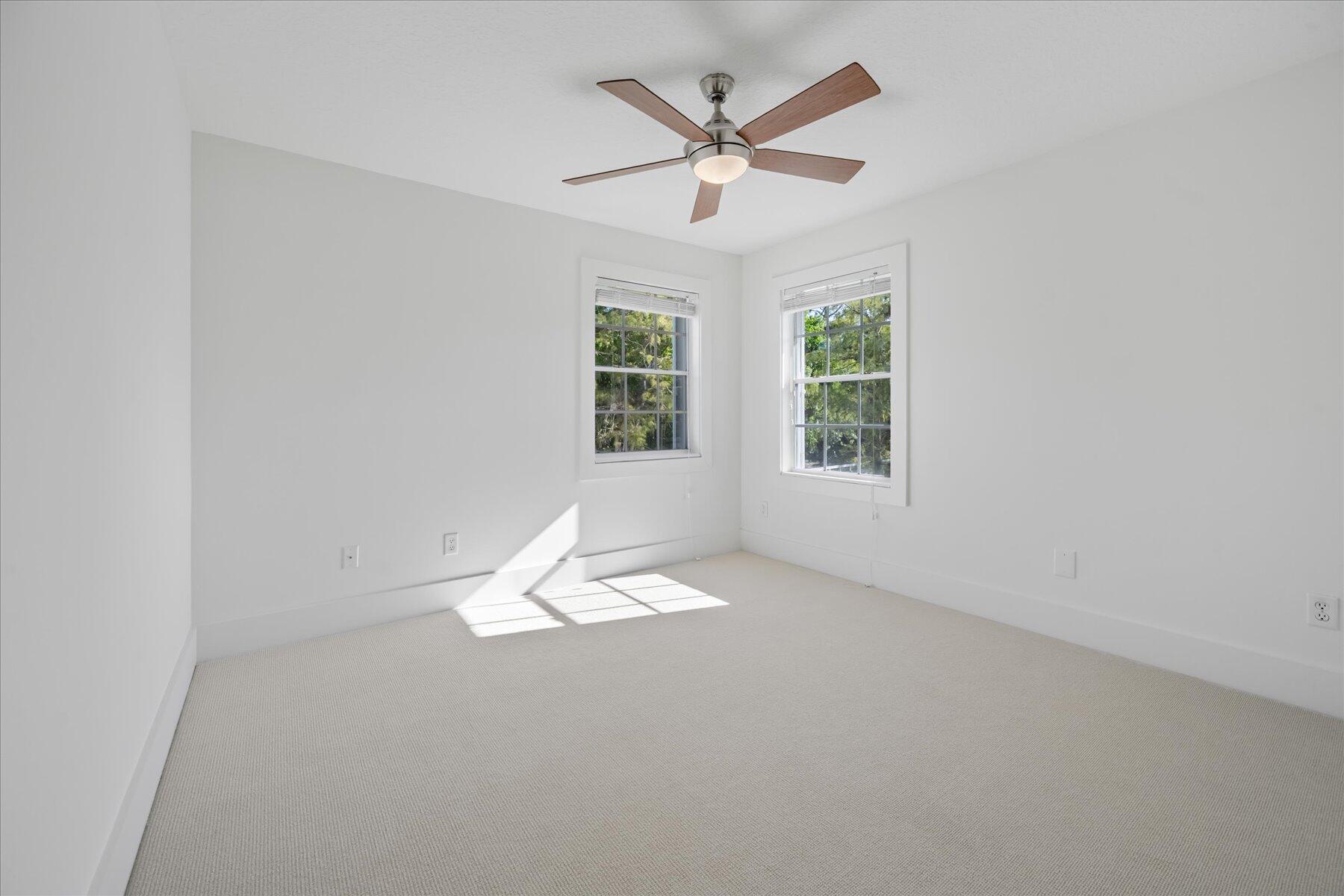 PADDOCK PARK 2 OF WELLING - Residential