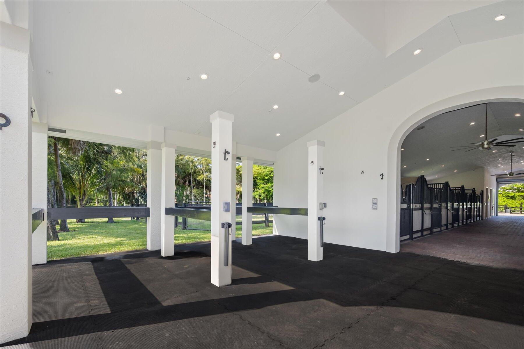 PADDOCK PARK 2 OF WELLINGTON - Residential