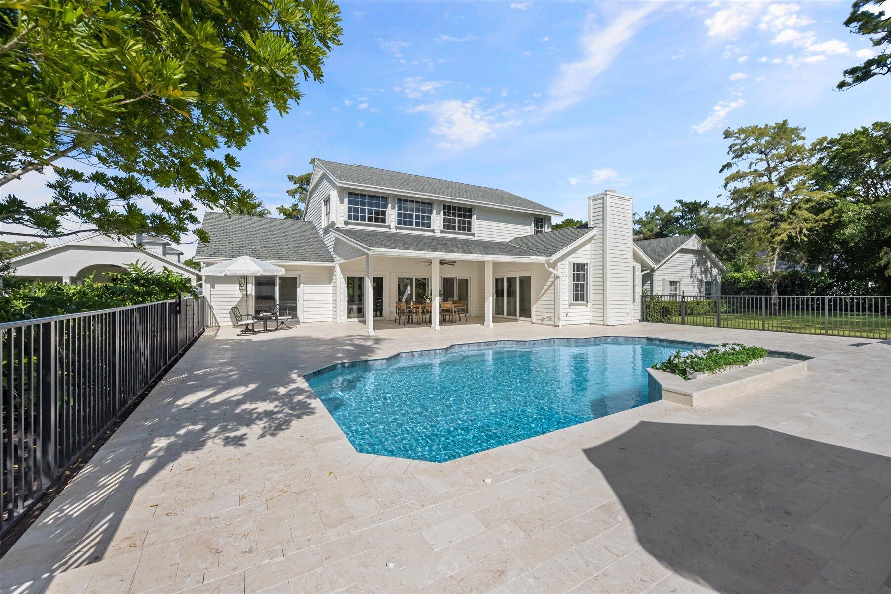 PADDOCK PARK 2 OF WELLING - Residential