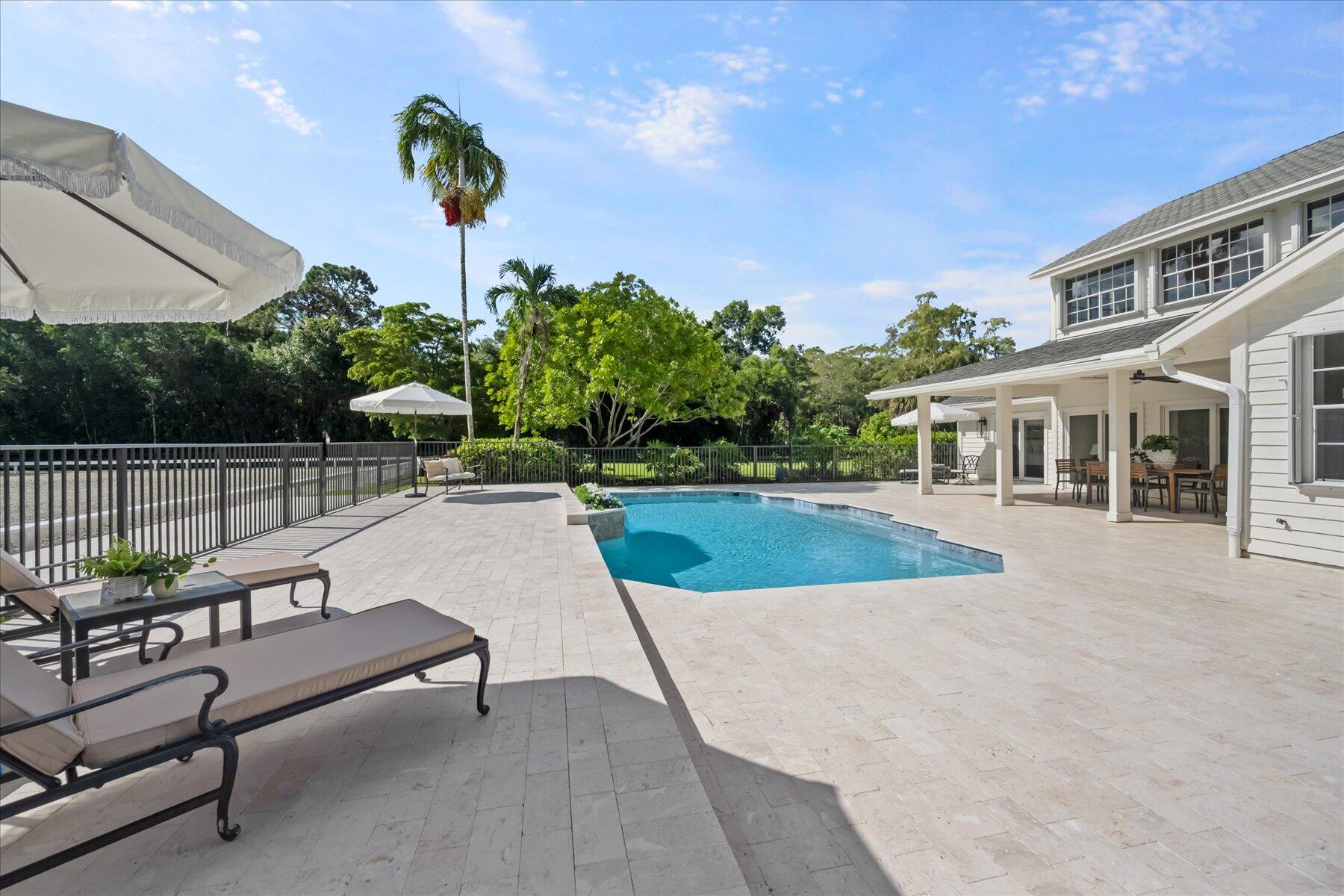 PADDOCK PARK 2 OF WELLINGTON - Residential