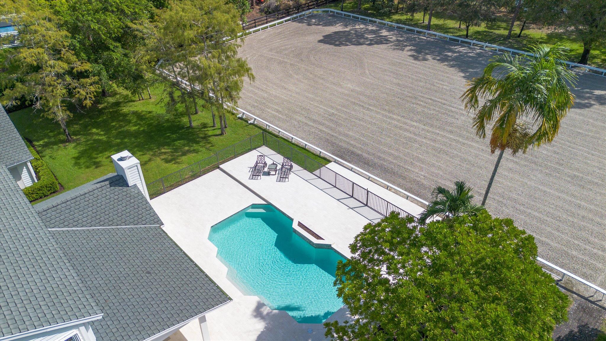 PADDOCK PARK 2 OF WELLING - Residential