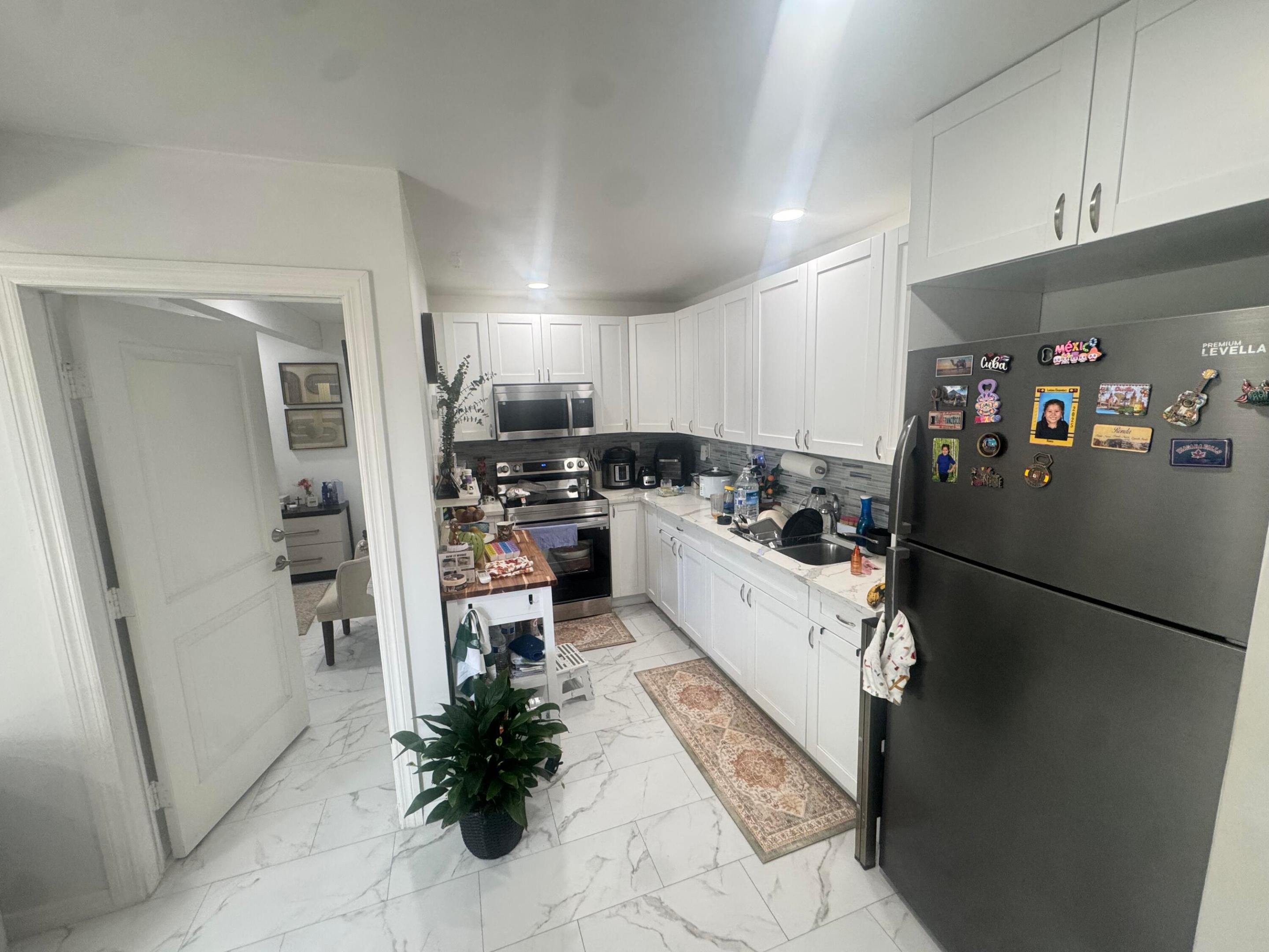 CYPRESS ESTATES - Residential Lease