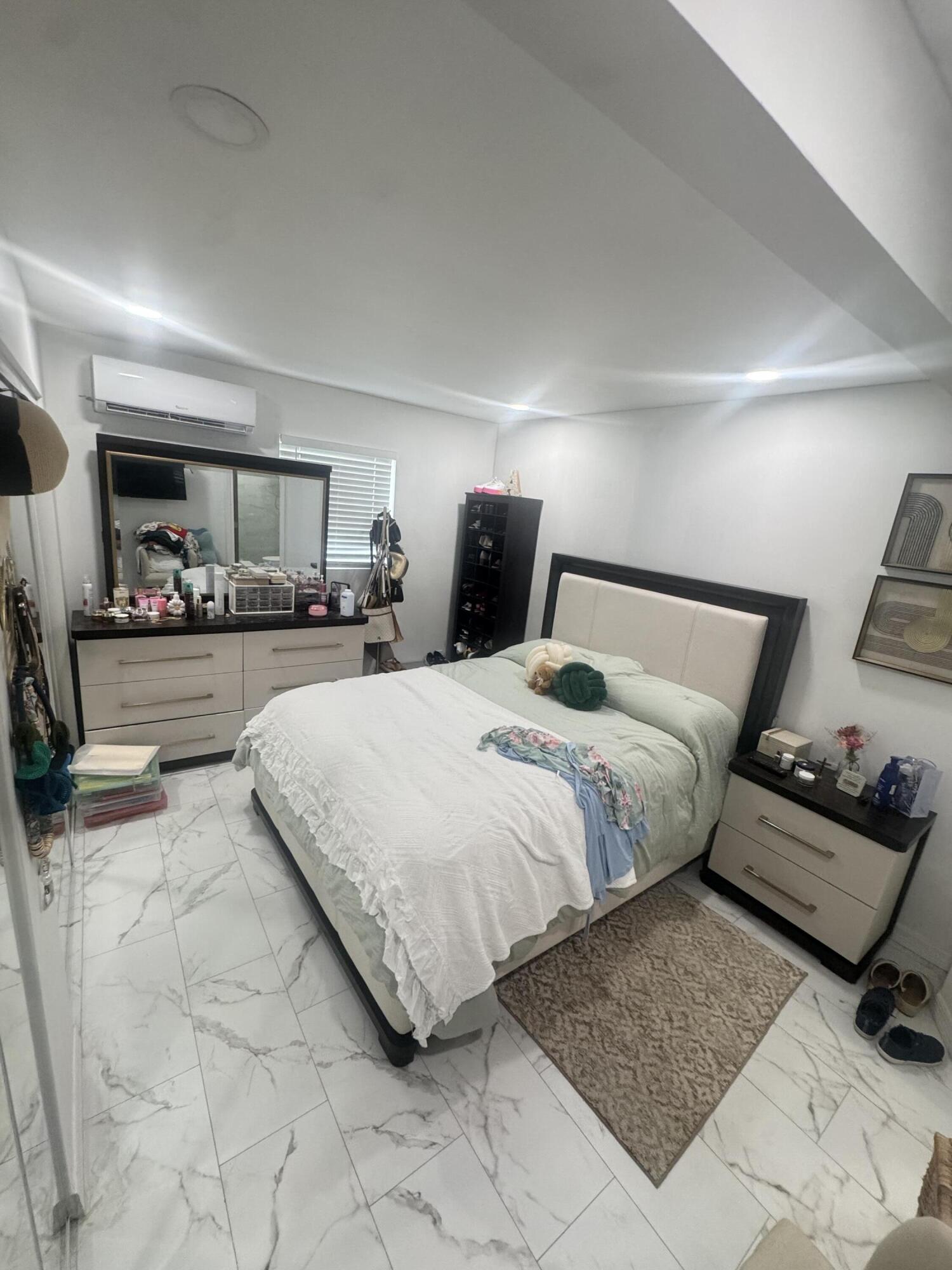 CYPRESS ESTATES - Residential Lease