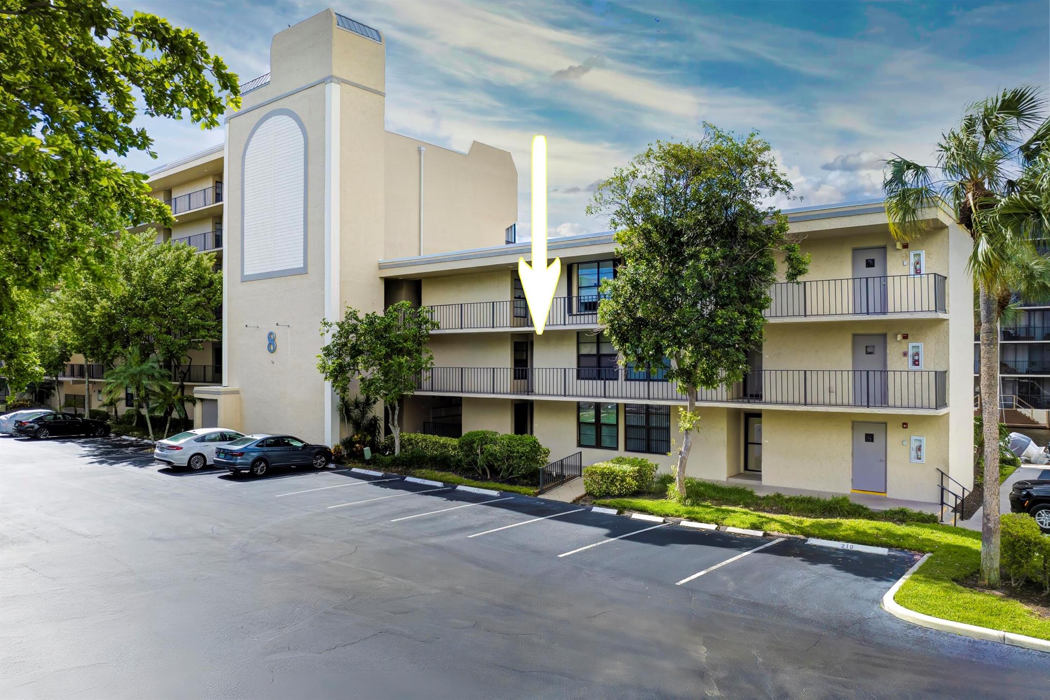 8 Royal Palm Way 2050