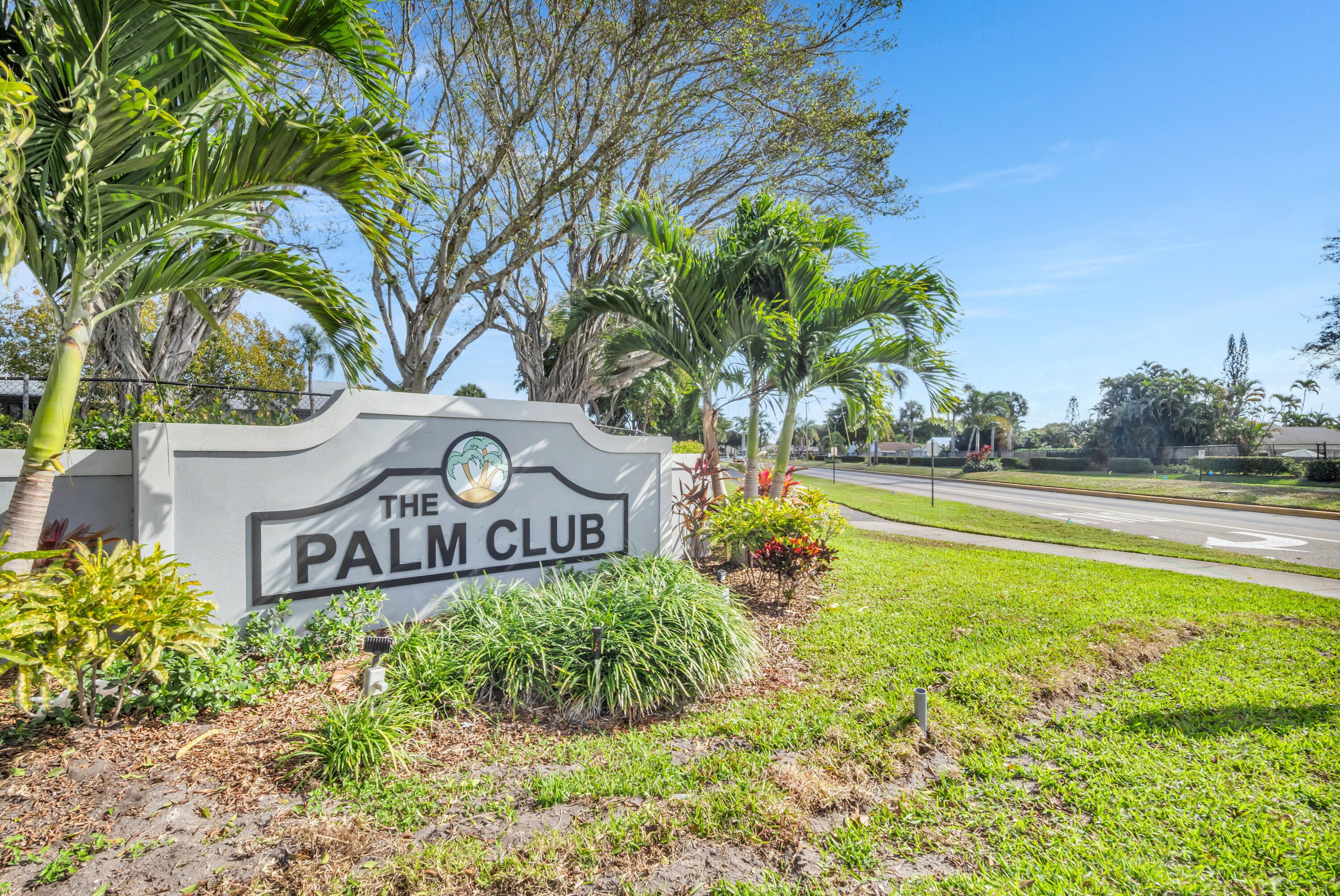 PALM CLUB VILLAGE I CONDO - Residential