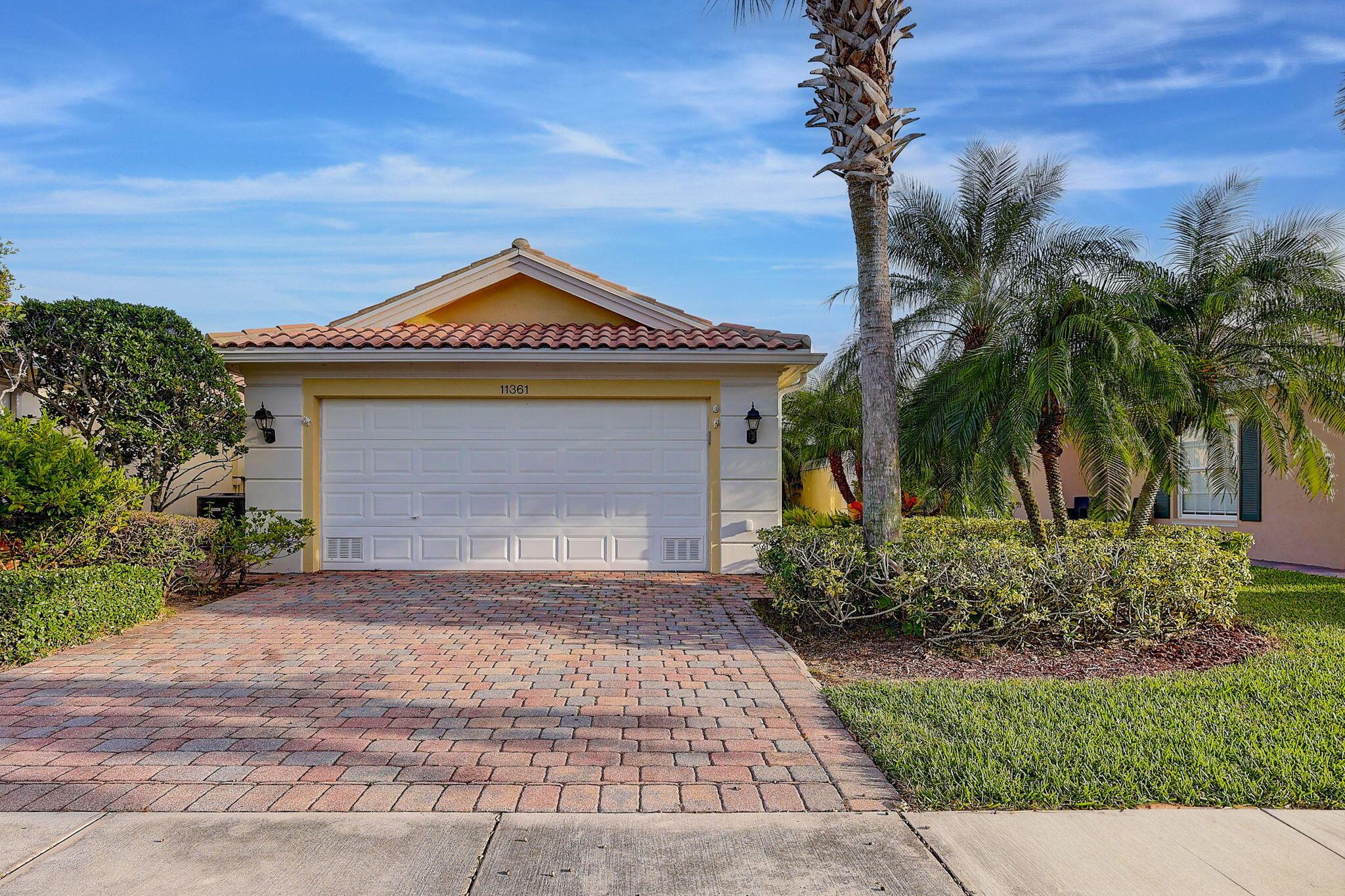 TRADITION PLAT NO 30 - Residential Lease