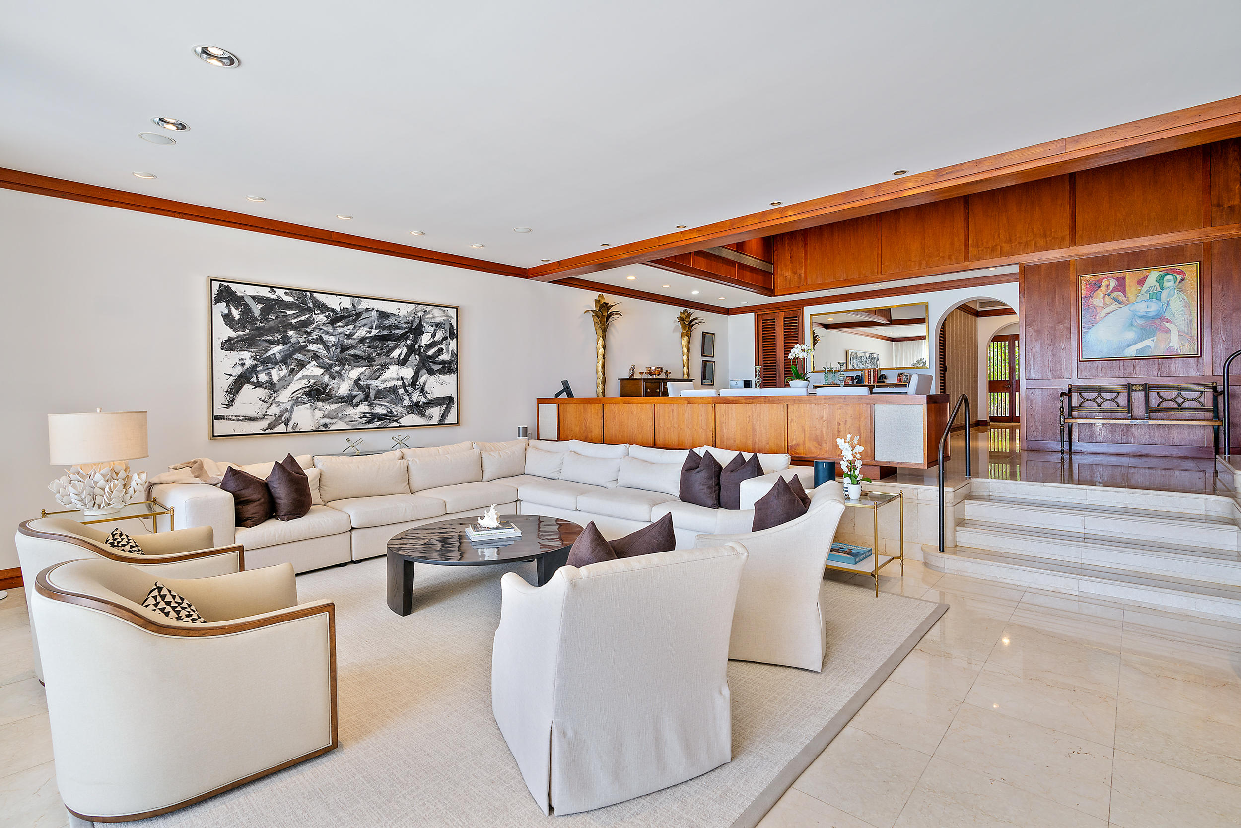 RESIDENCES AT SLOANS CURVE - Residential
