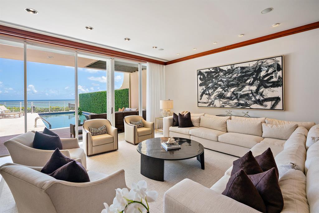 RESIDENCES AT SLOANS CURV - Residential