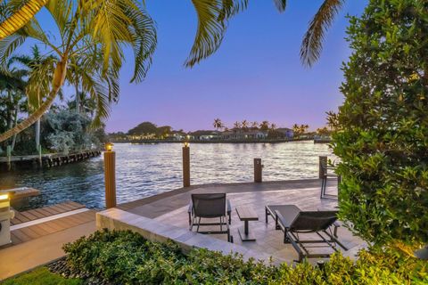 A home in Lauderdale By The Sea