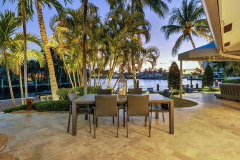 A home in Lauderdale By The Sea