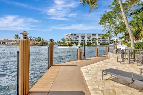 A home in Lauderdale By The Sea