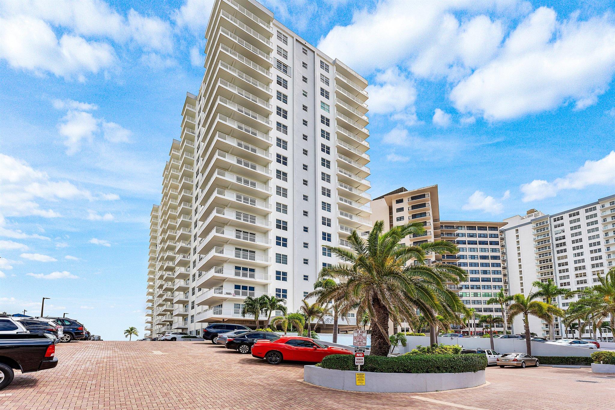 REGENCY TOWER CONDO - Residential