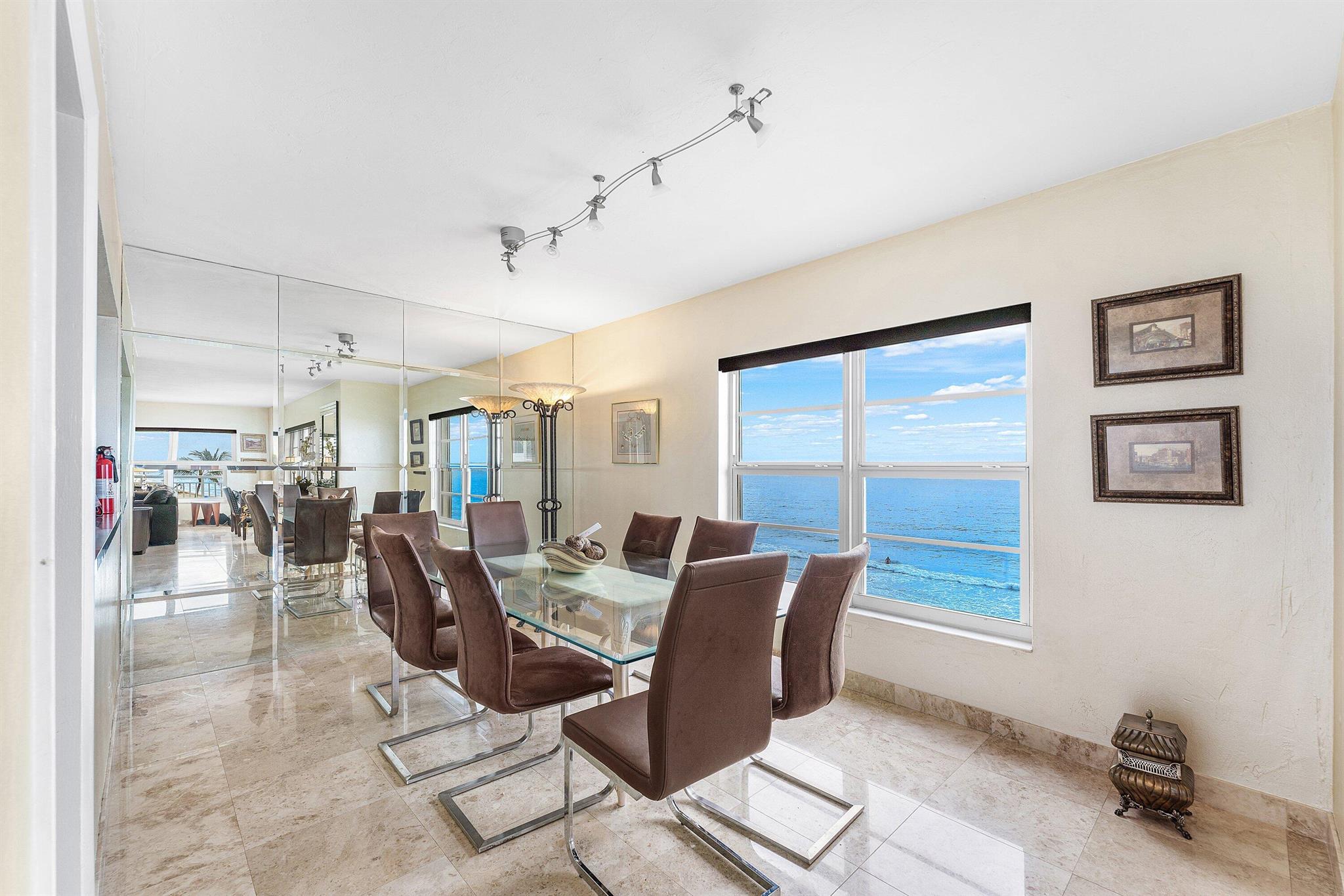 REGENCY TOWER CONDO - Residential