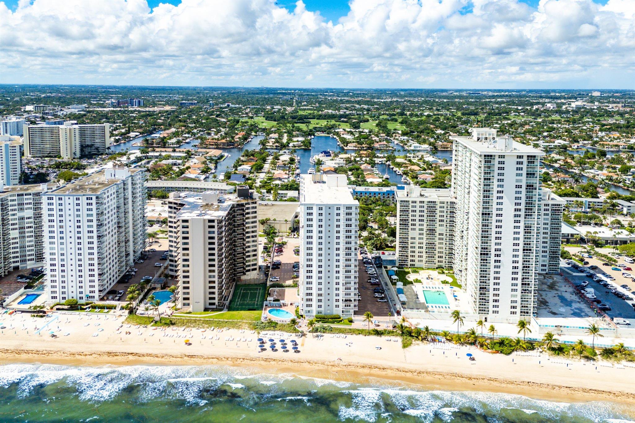 REGENCY TOWER CONDO - Residential