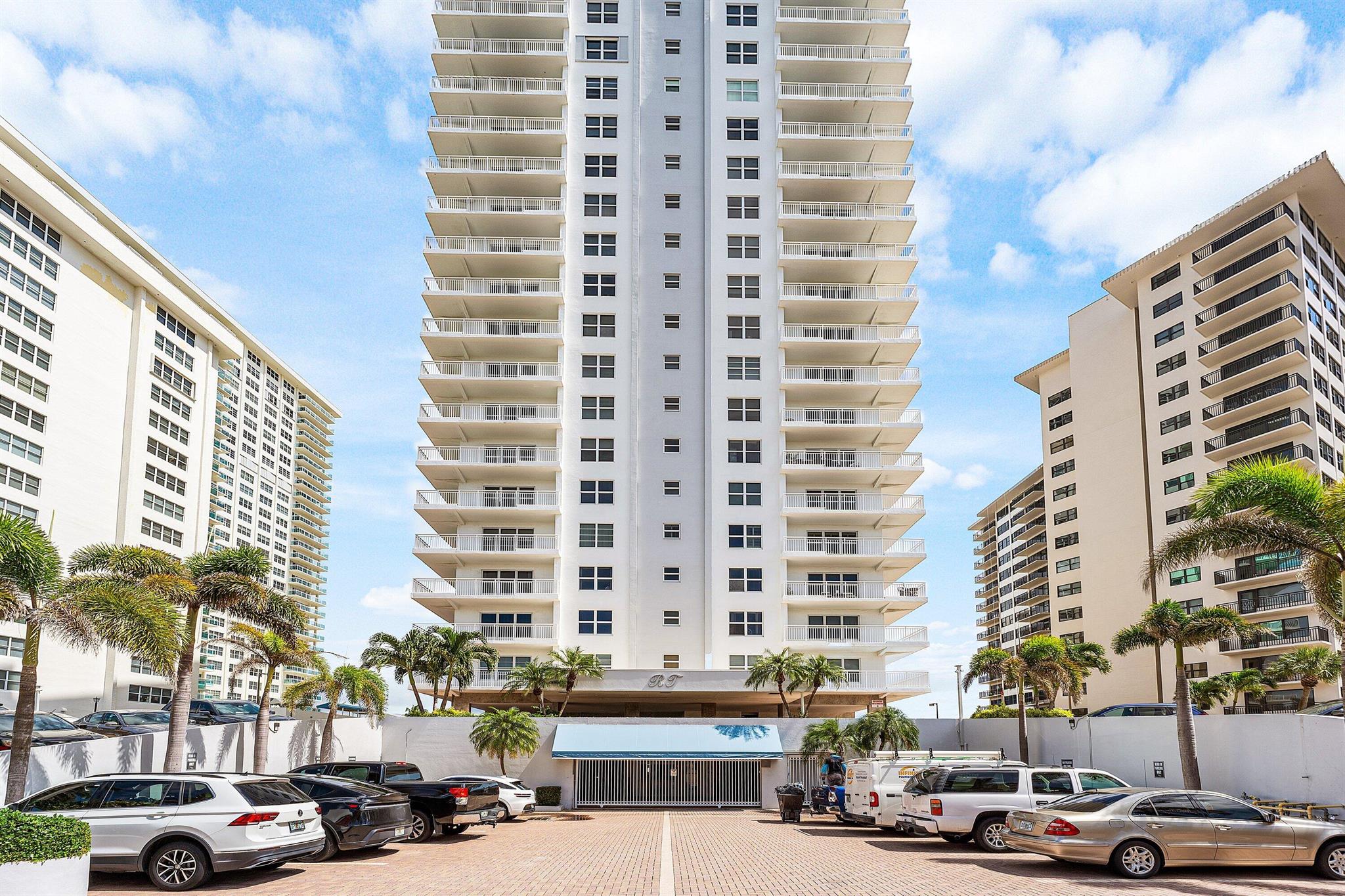 View photos, virtual tours, details... 3850 Galt Ocean Drive 301