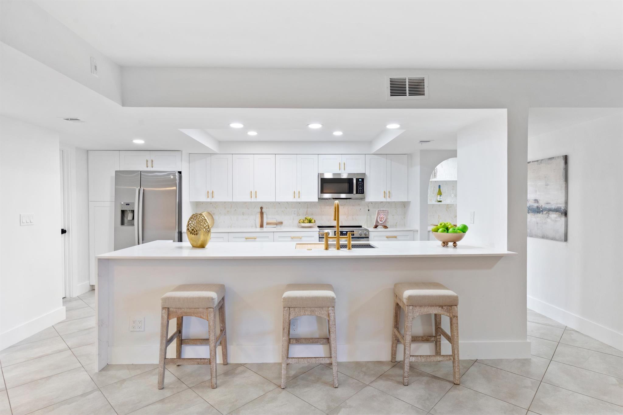 LAVERS DELRAY RACQUET CLU - Residential