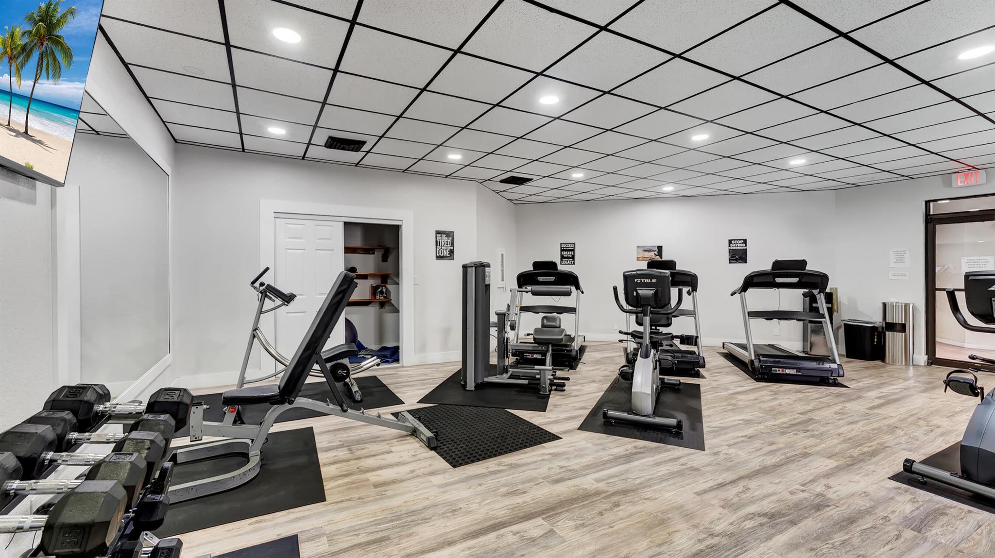 LAVERS DELRAY RACQUET CLU - Residential