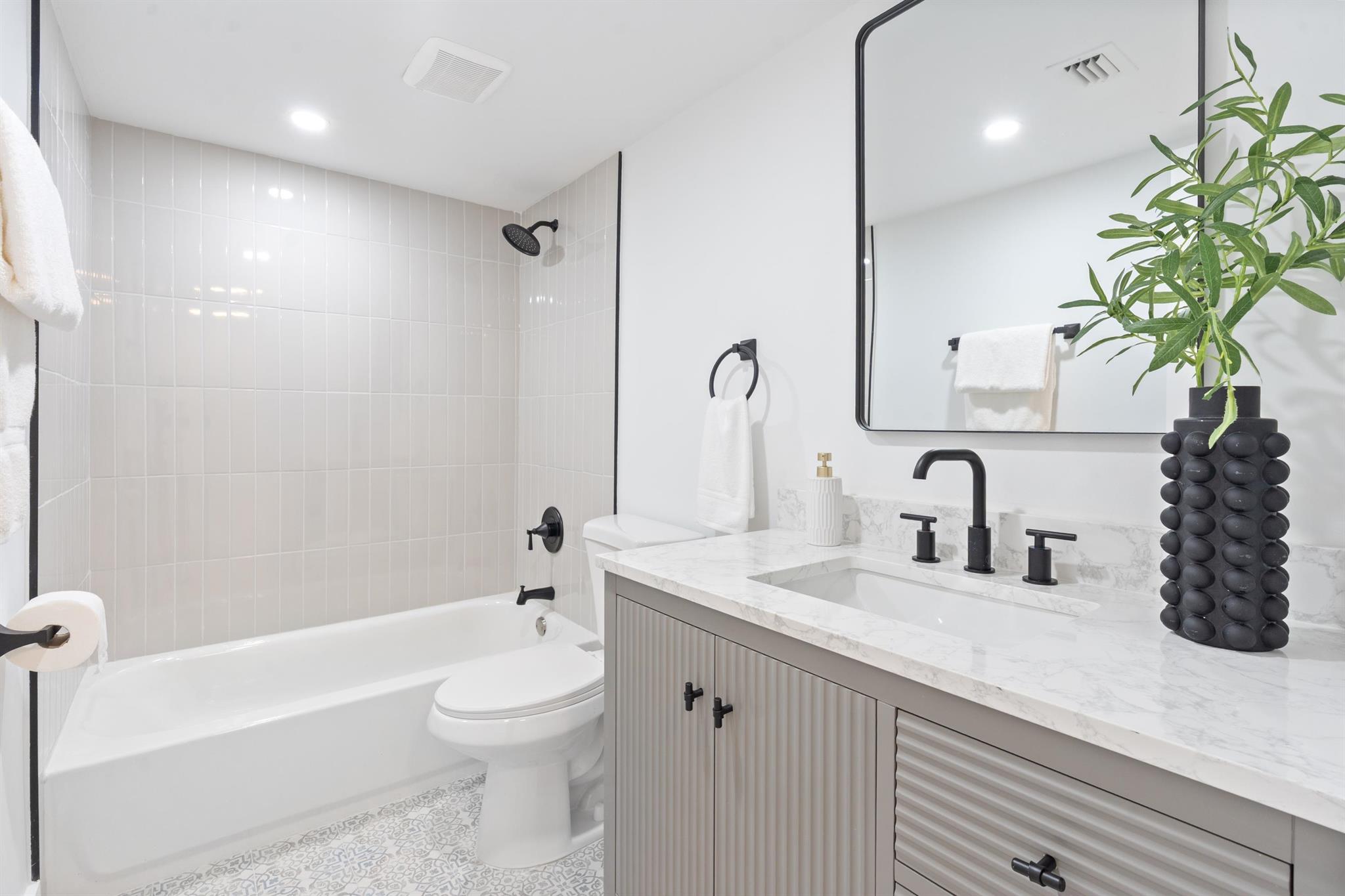 LAVERS DELRAY RACQUET CLU - Residential