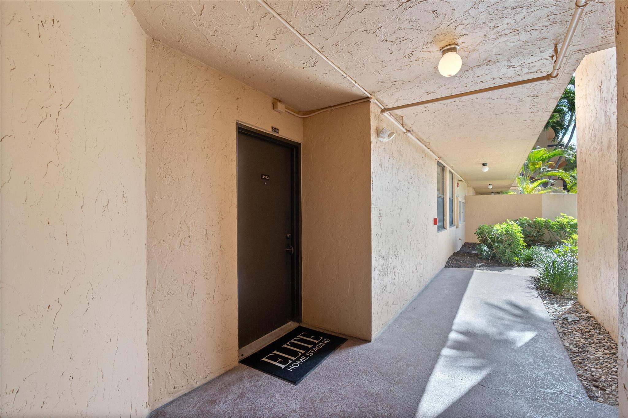 LAVERS DELRAY RACQUET CLU - Residential