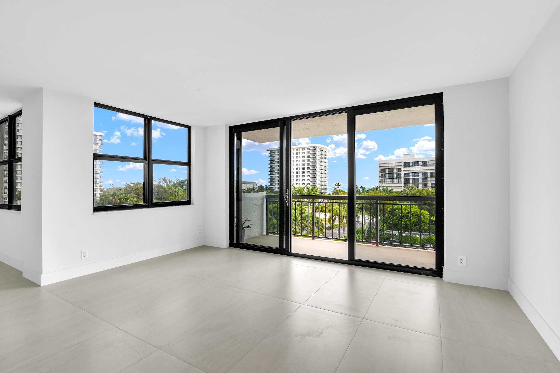 La Fontana - Residential