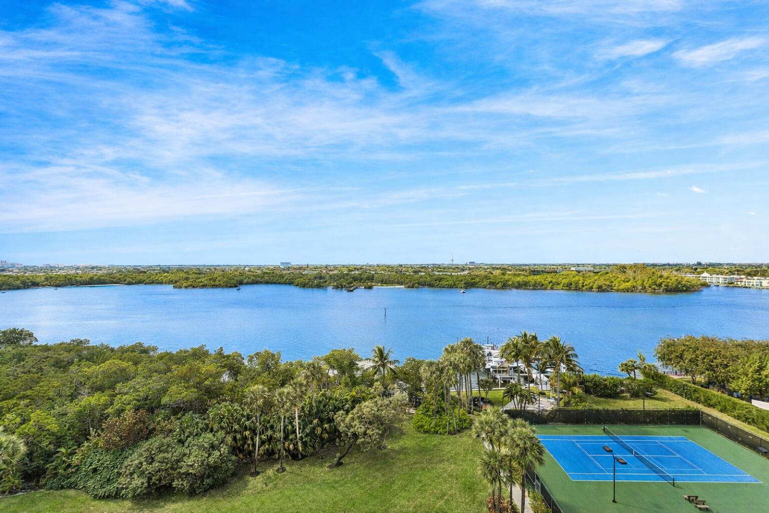 La Fontana - Residential