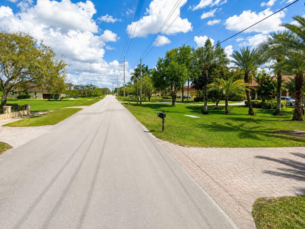 Photo of 12465 SW 20th Street, Davie, FL 33325 (MLS # B26068372)