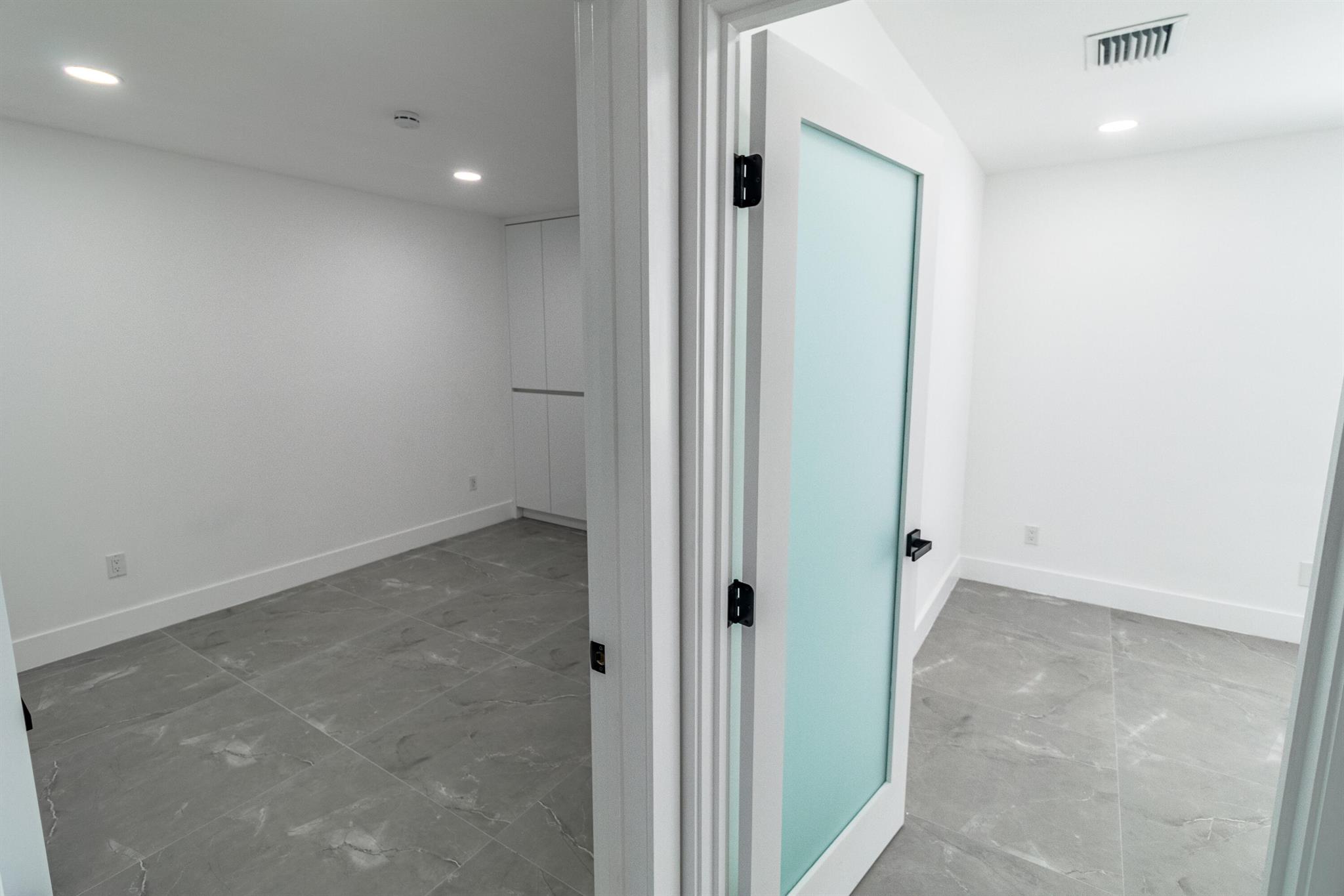 WESTWOOD LAKE 7TH ADDN - Residential