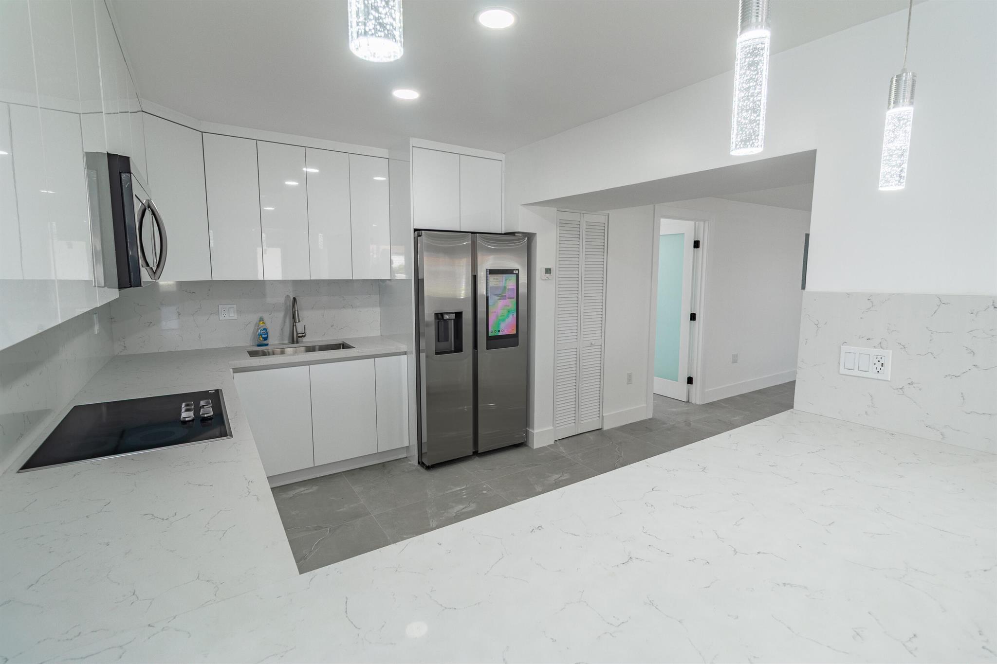 WESTWOOD LAKE 7TH ADDN - Residential