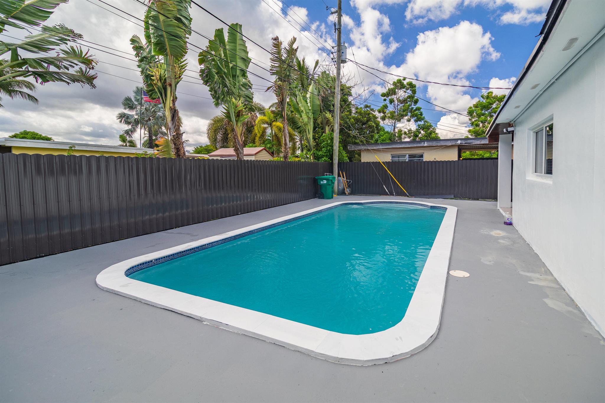 WESTWOOD LAKE 7TH ADDN - Residential