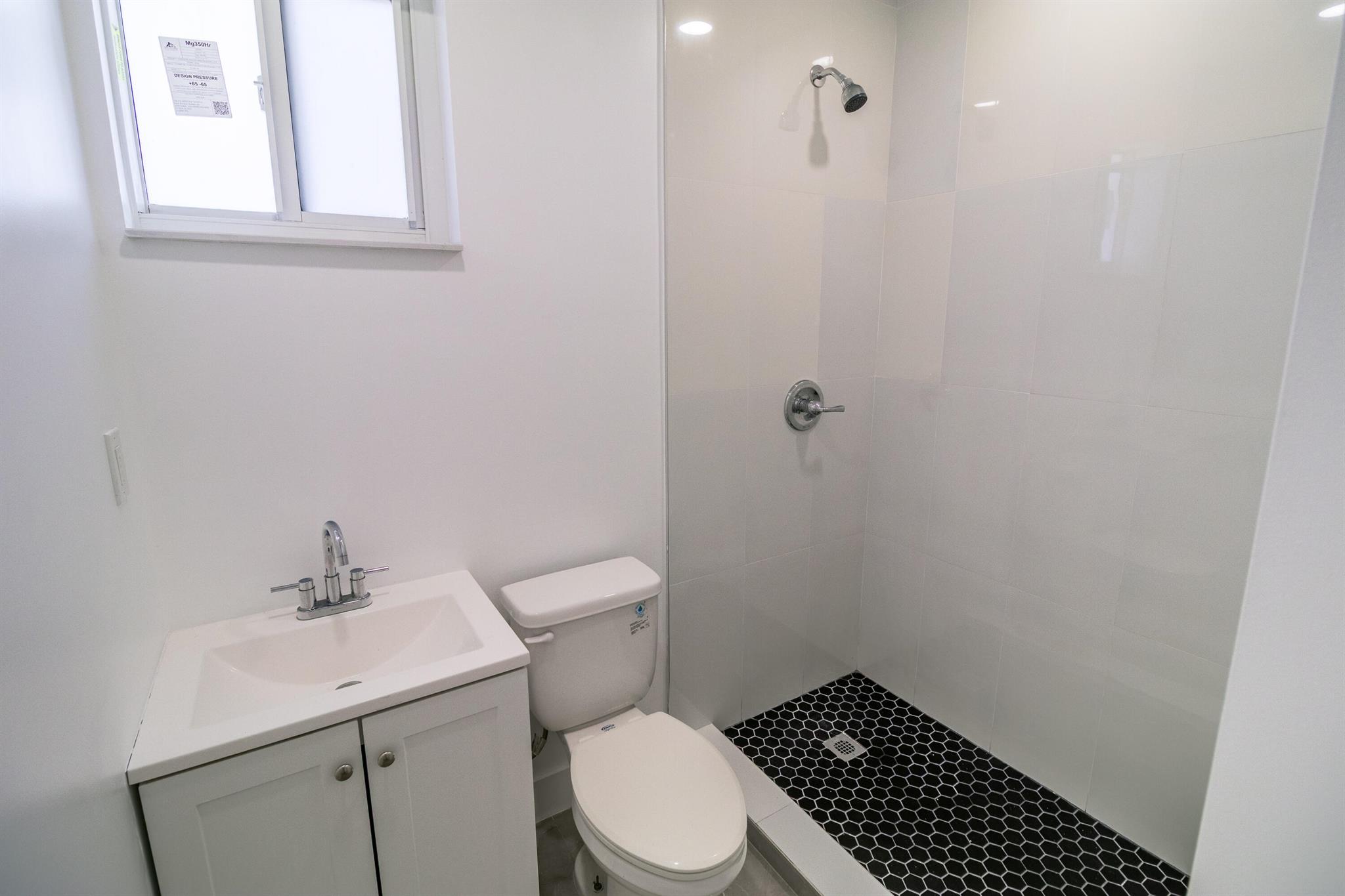 WESTWOOD LAKE 7TH ADDN - Residential