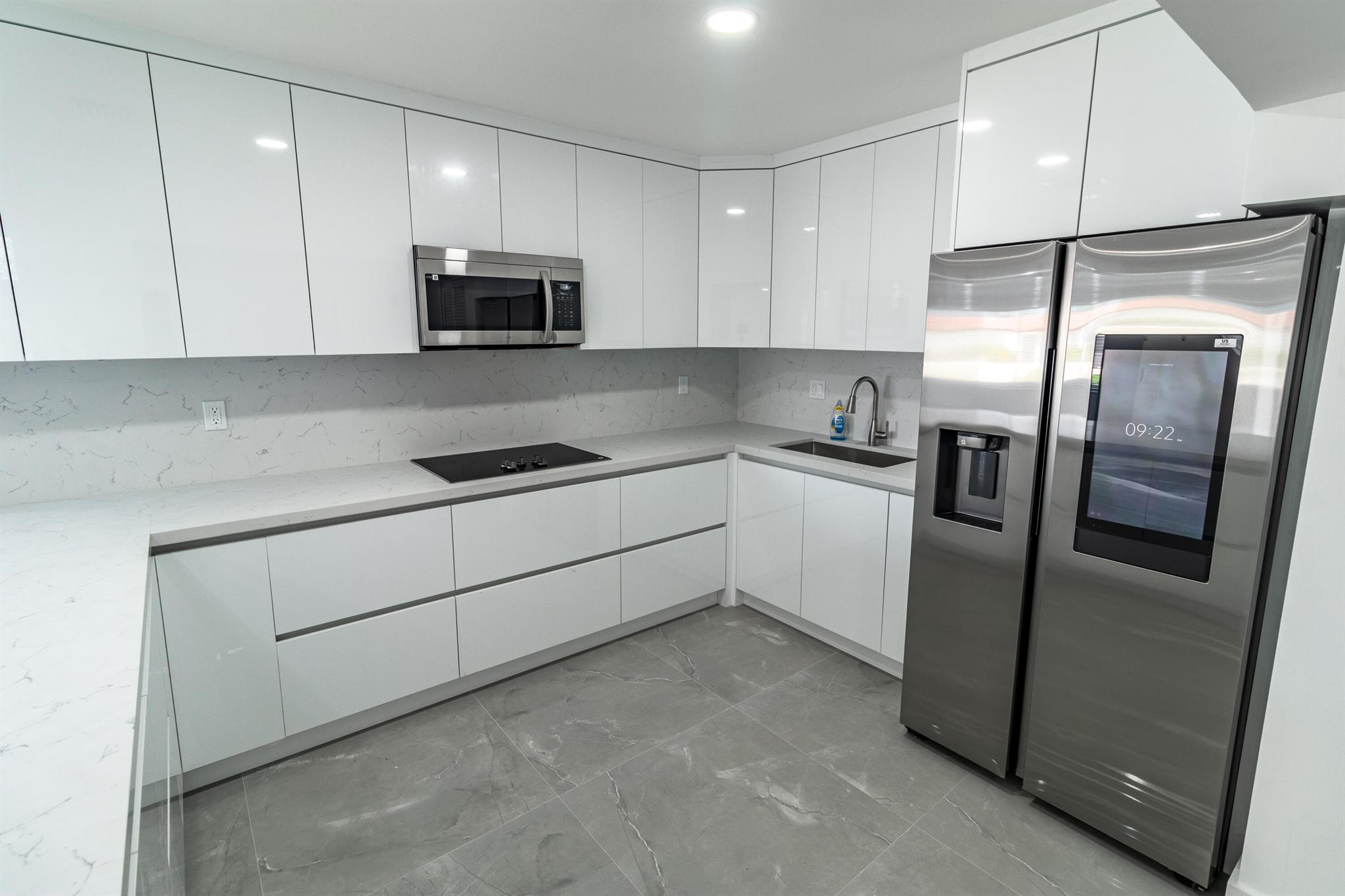 WESTWOOD LAKE 7TH ADDN - Residential