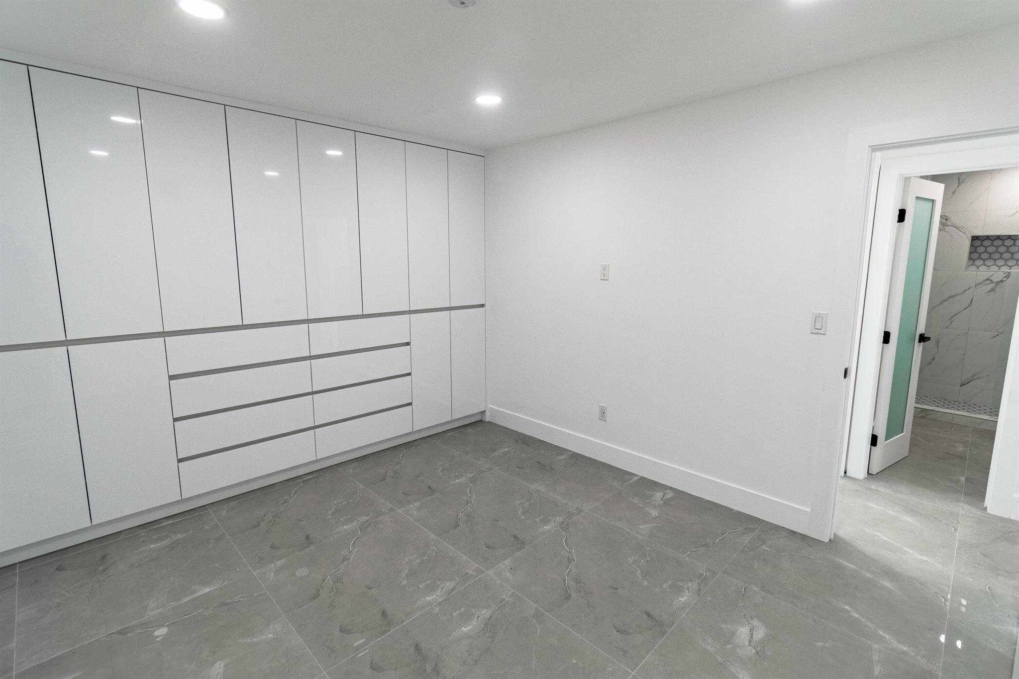 WESTWOOD LAKE 7TH ADDN - Residential