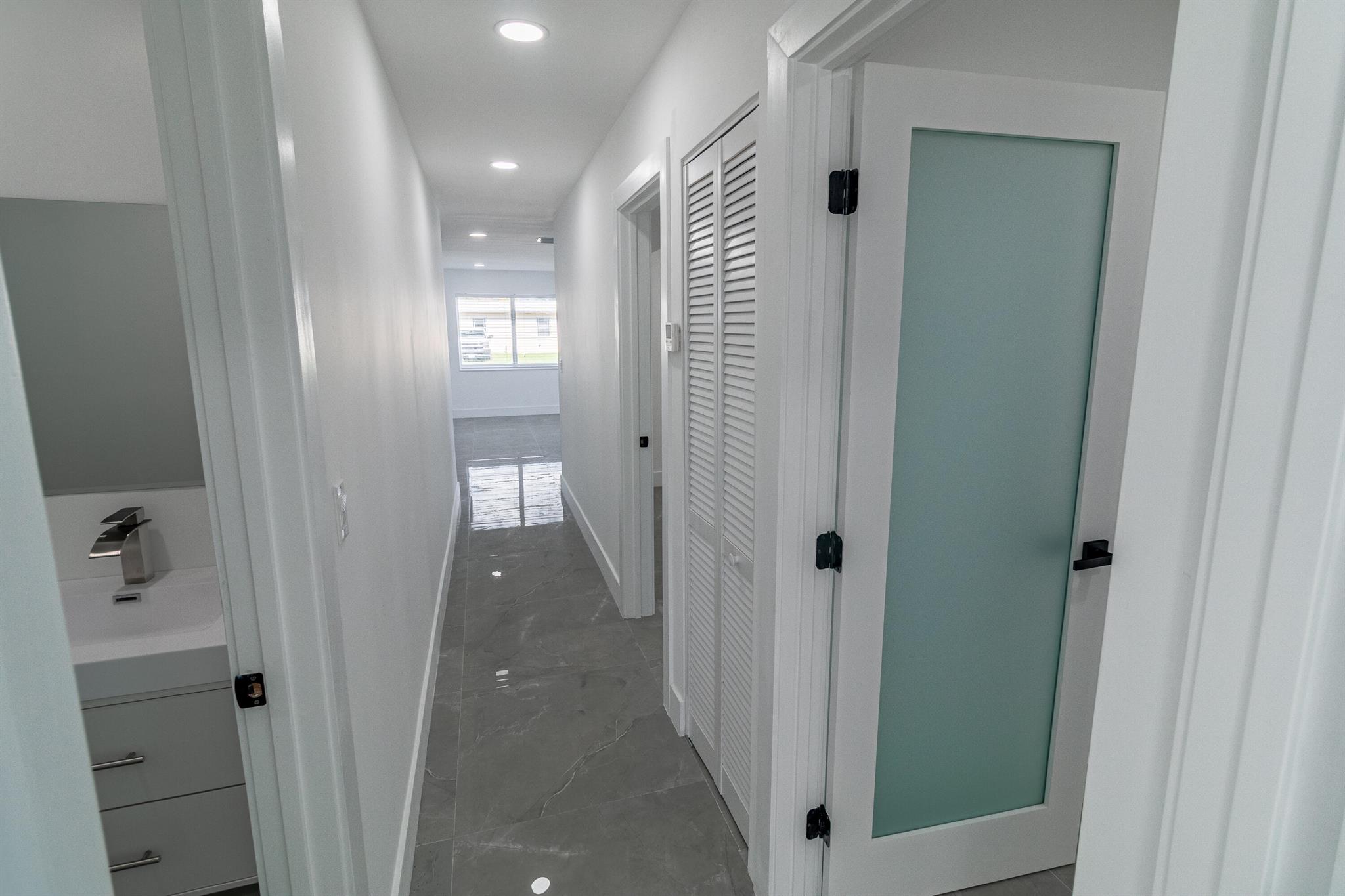 WESTWOOD LAKE 7TH ADDN - Residential