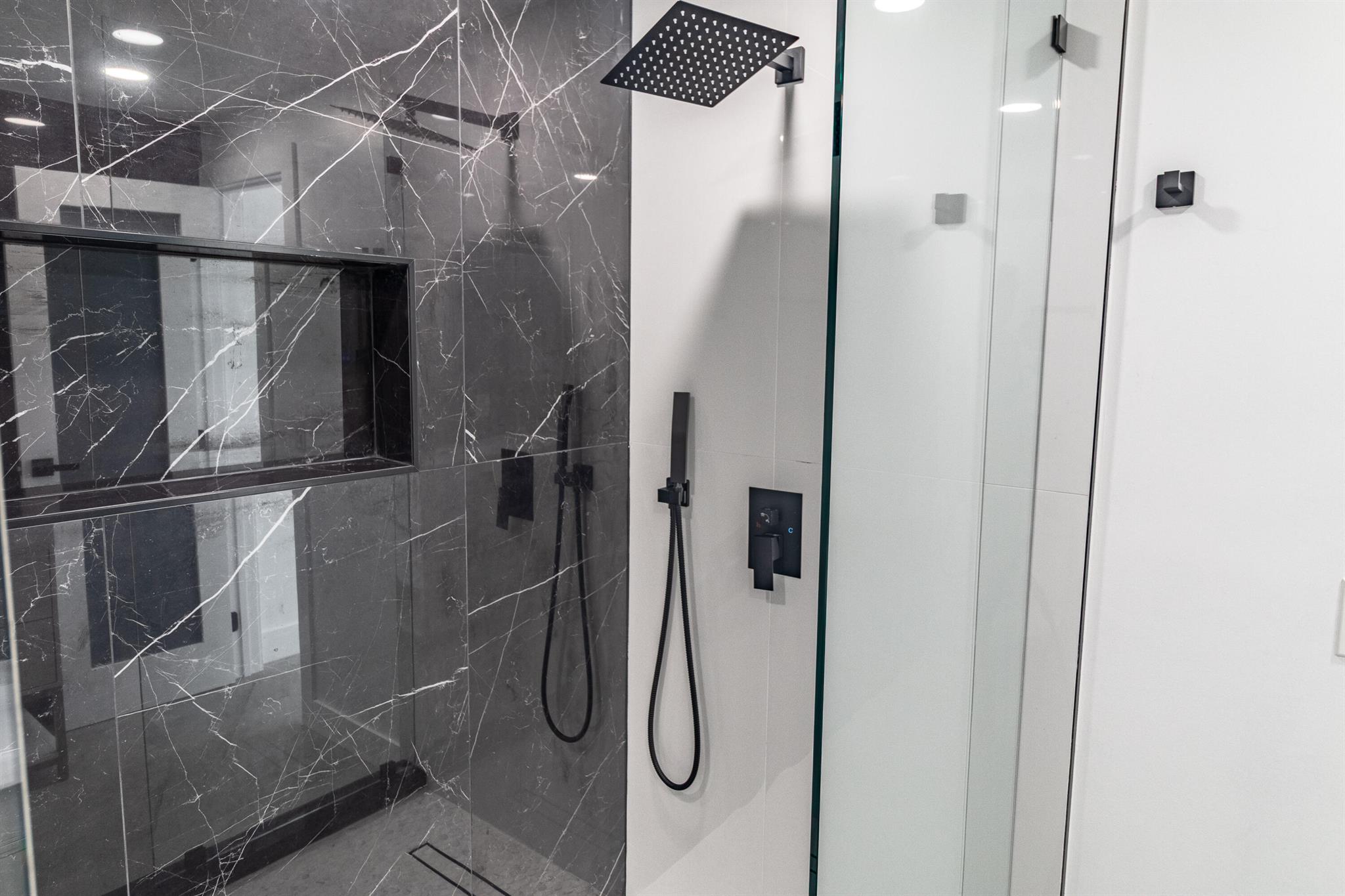 WESTWOOD LAKE 7TH ADDN - Residential