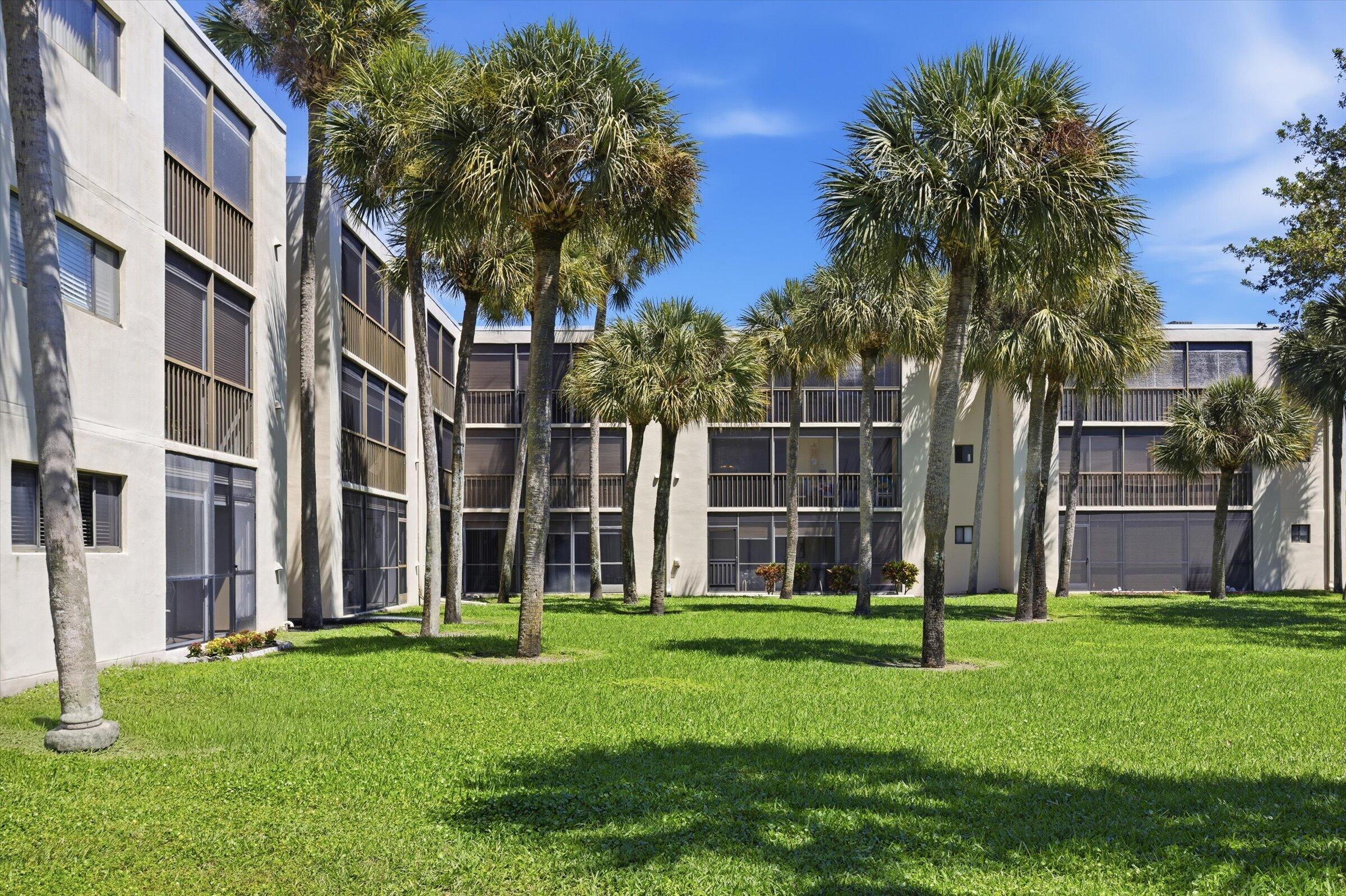 CYPRESS CONDO - Residential