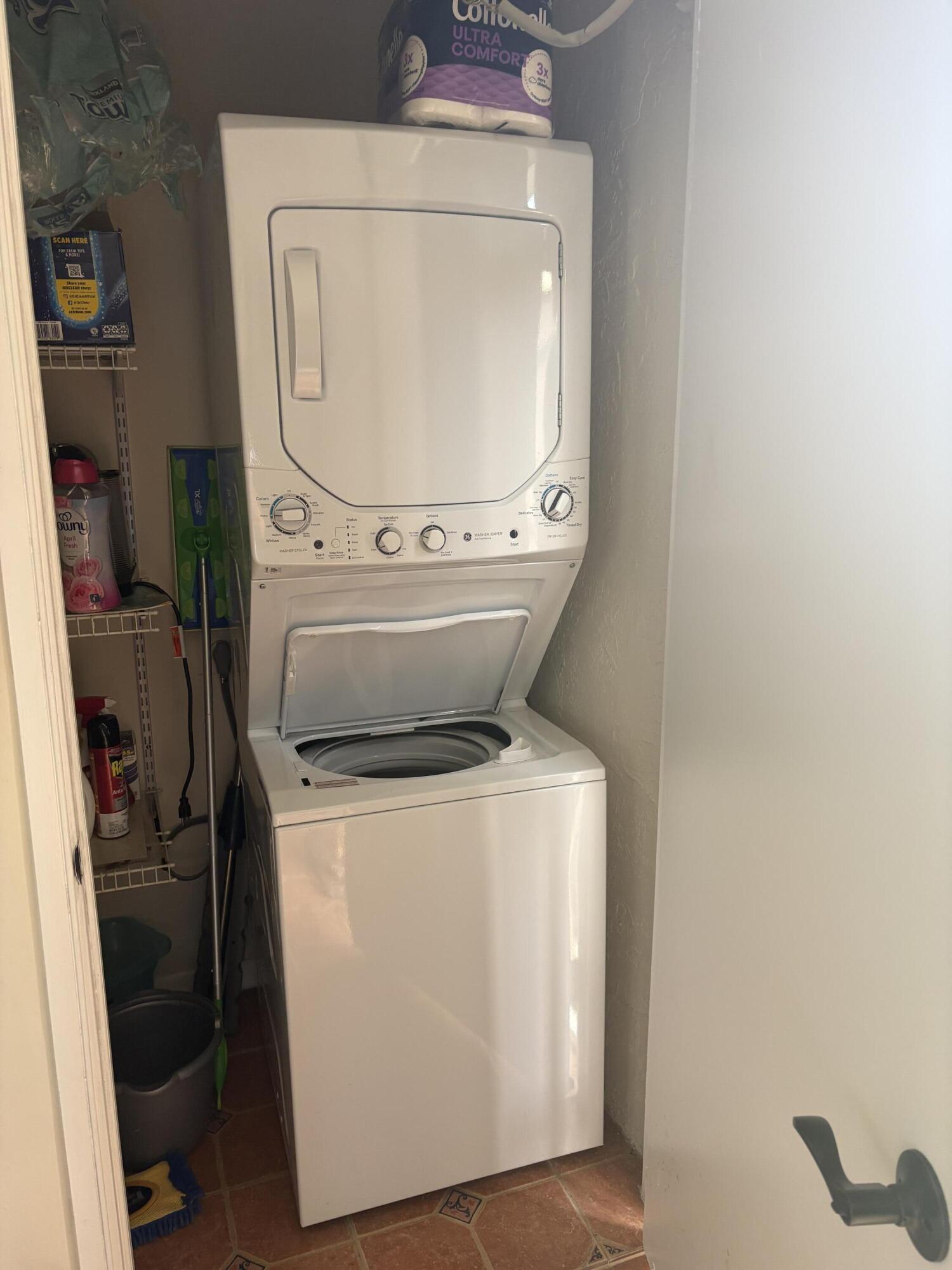 CYPRESS CONDO - Residential