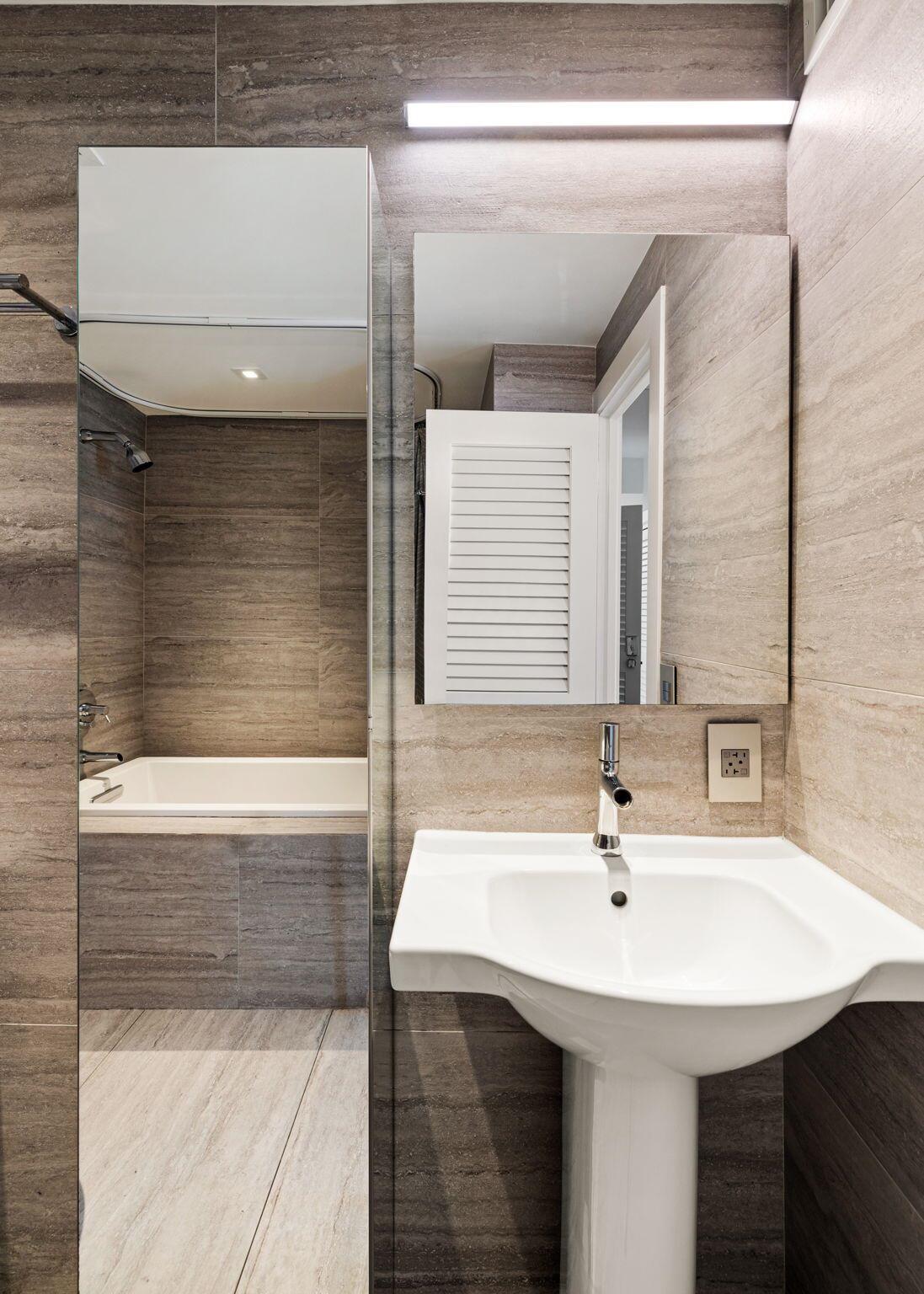 PALM BEACH TOWERS CONDO - Residential