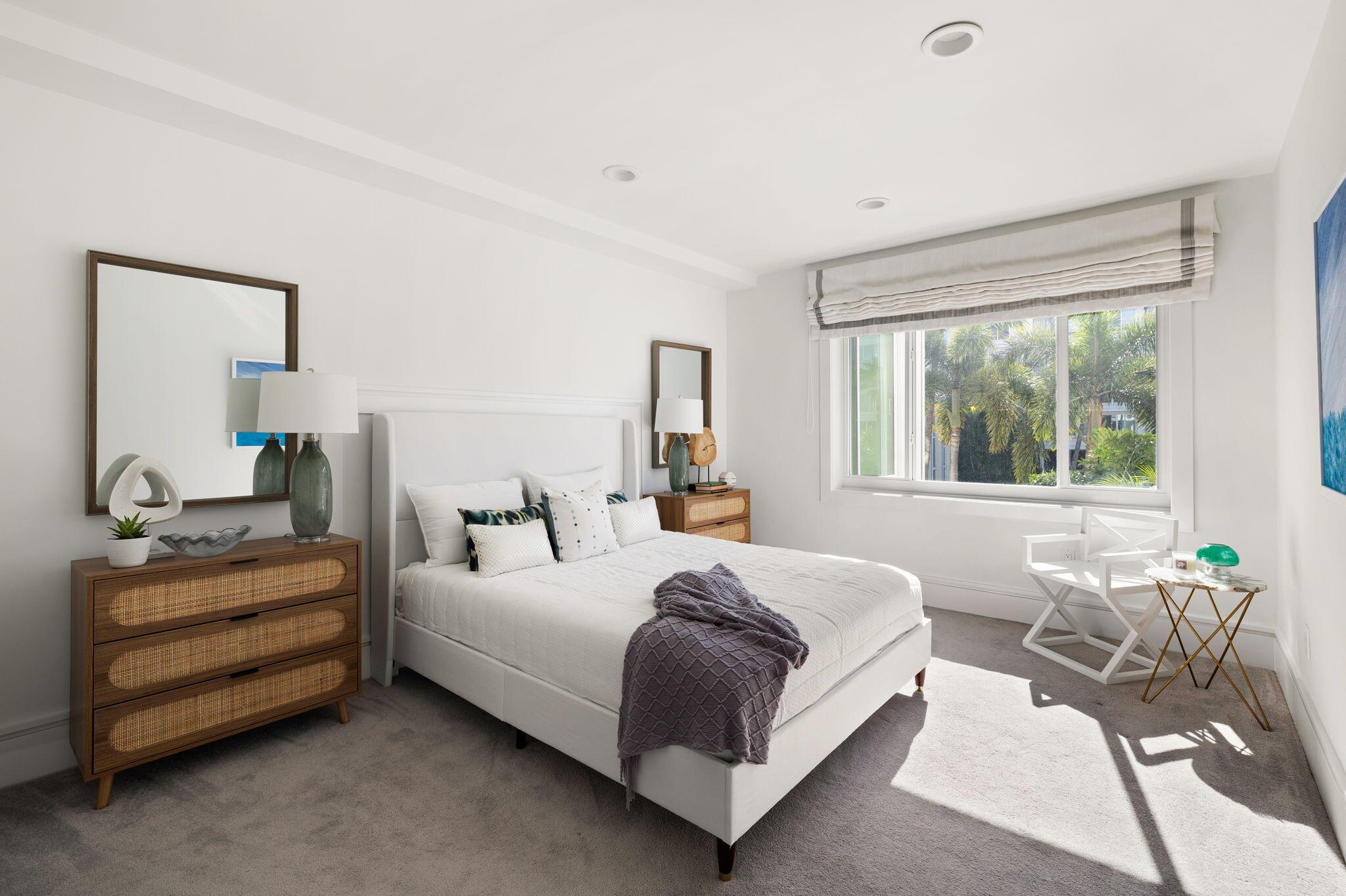 PALM BEACH TOWERS CONDO - Residential