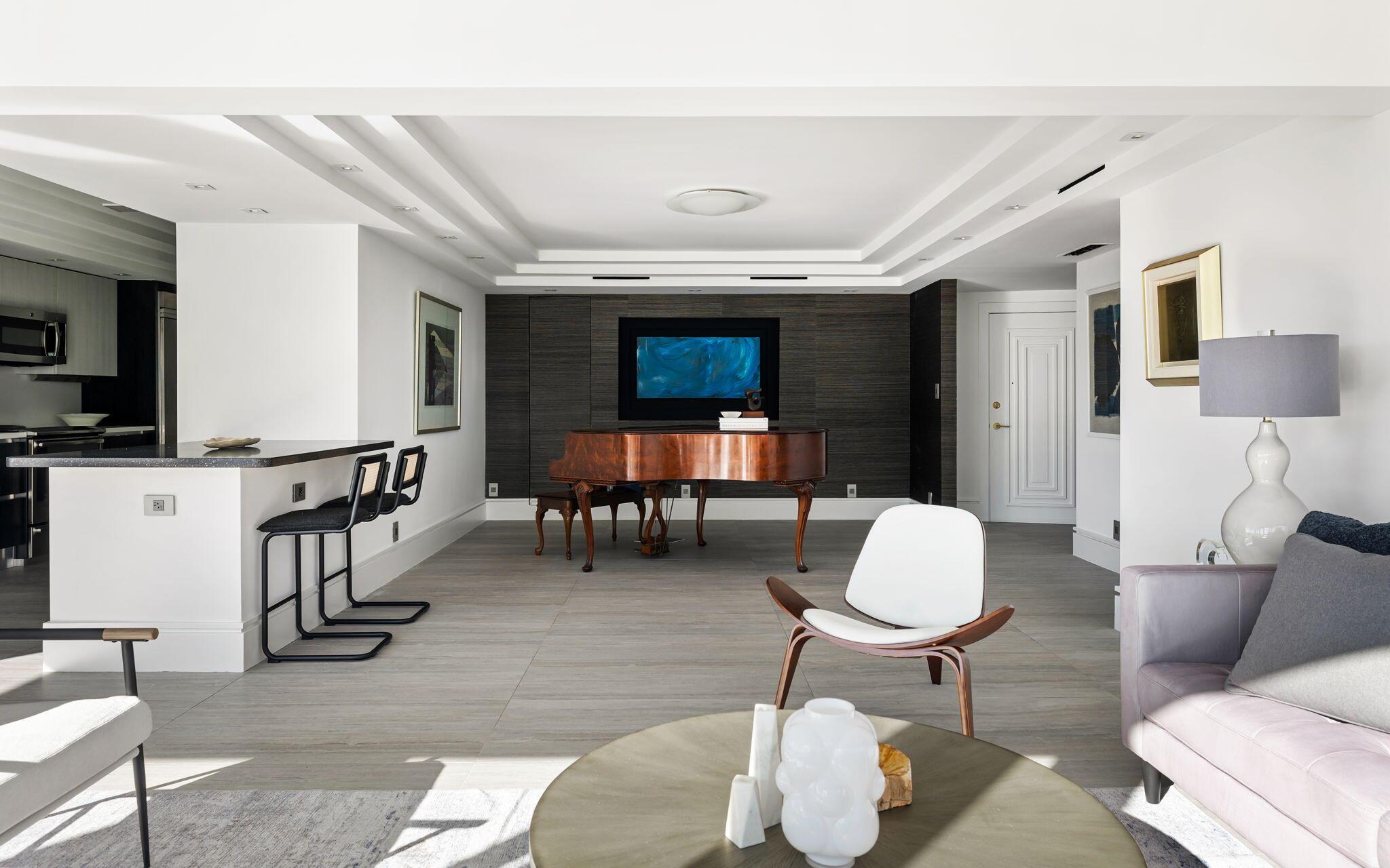 PALM BEACH TOWERS CONDO - Residential