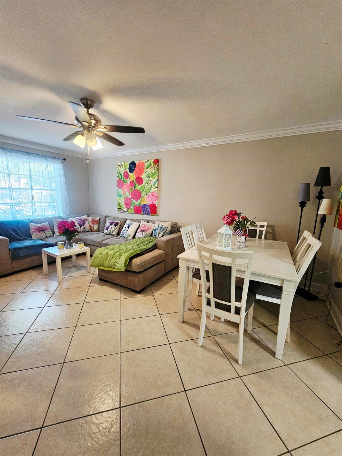 SOUTHERN COURTYARD TOWN H - Residential