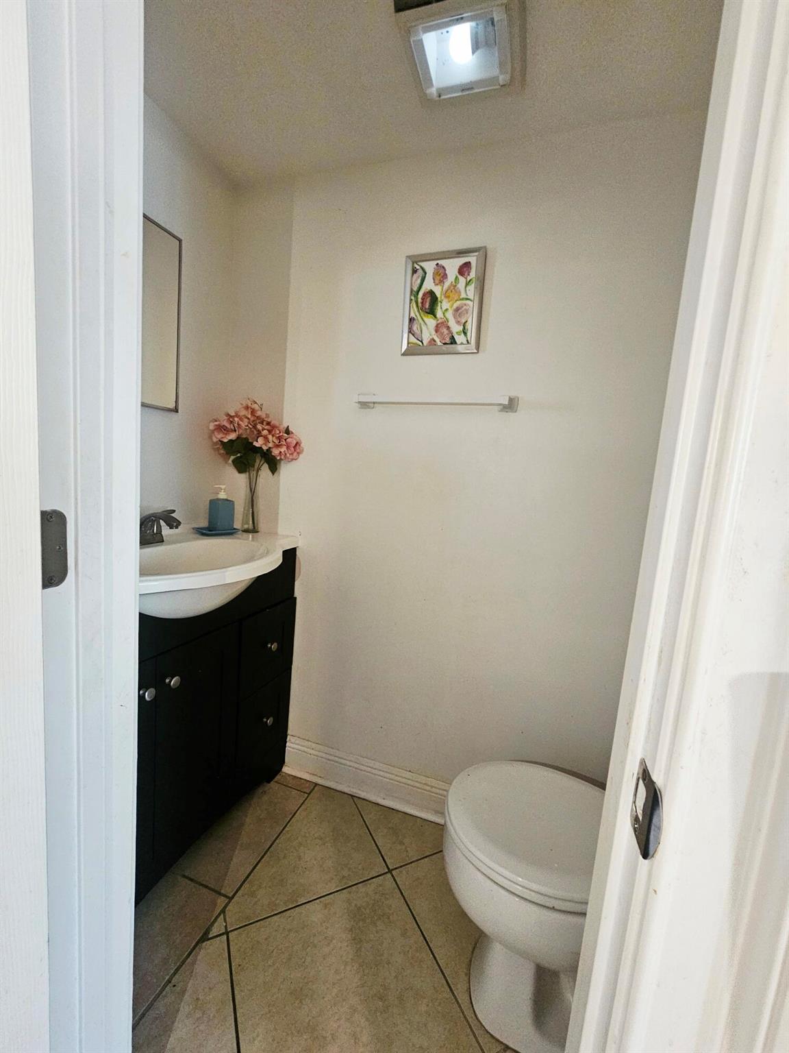 SOUTHERN COURTYARD TOWN H - Residential