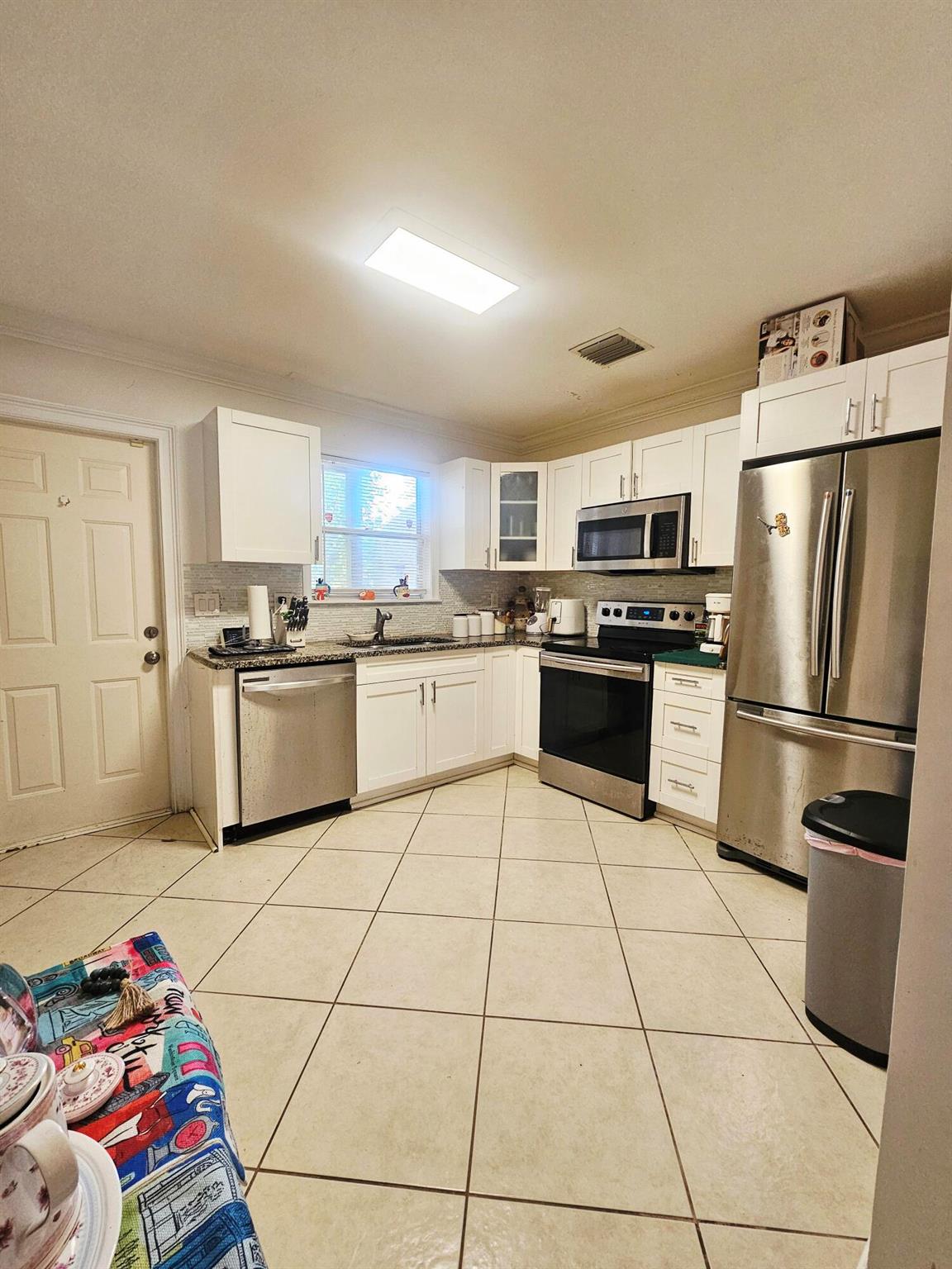 SOUTHERN COURTYARD TOWN H - Residential