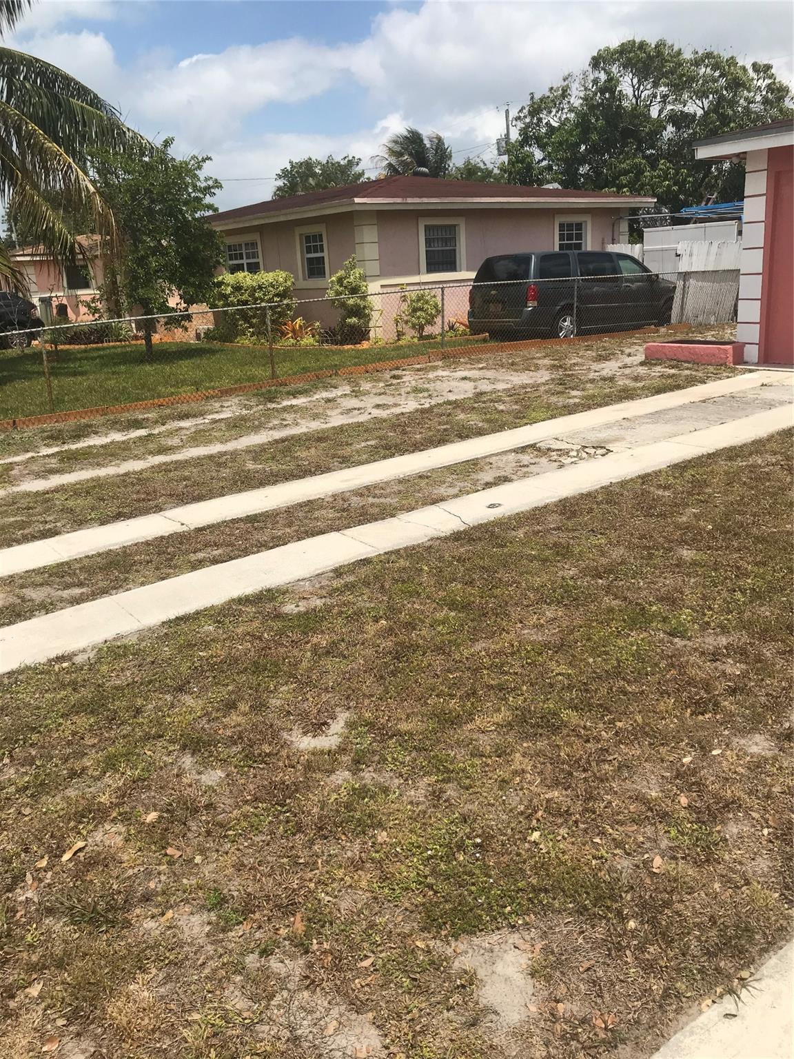 Myrtle Grove 1st Add - Residential Lease