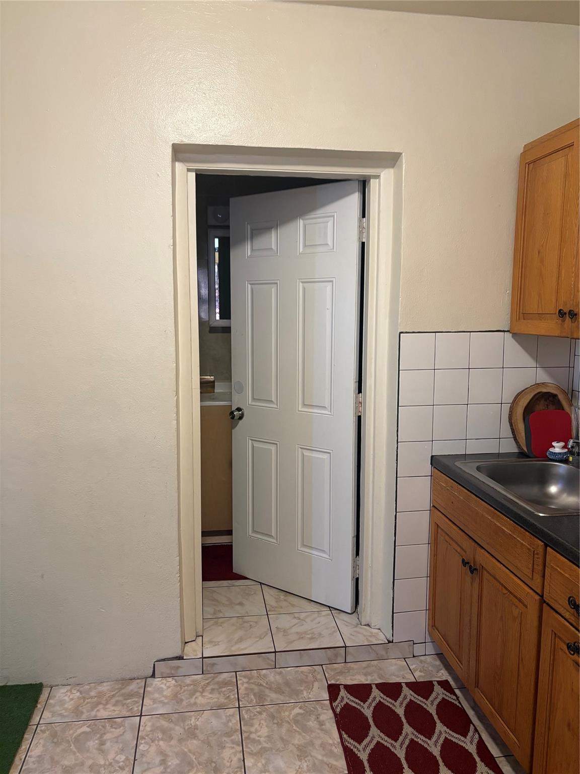 Myrtle Grove 1st Add - Residential Lease