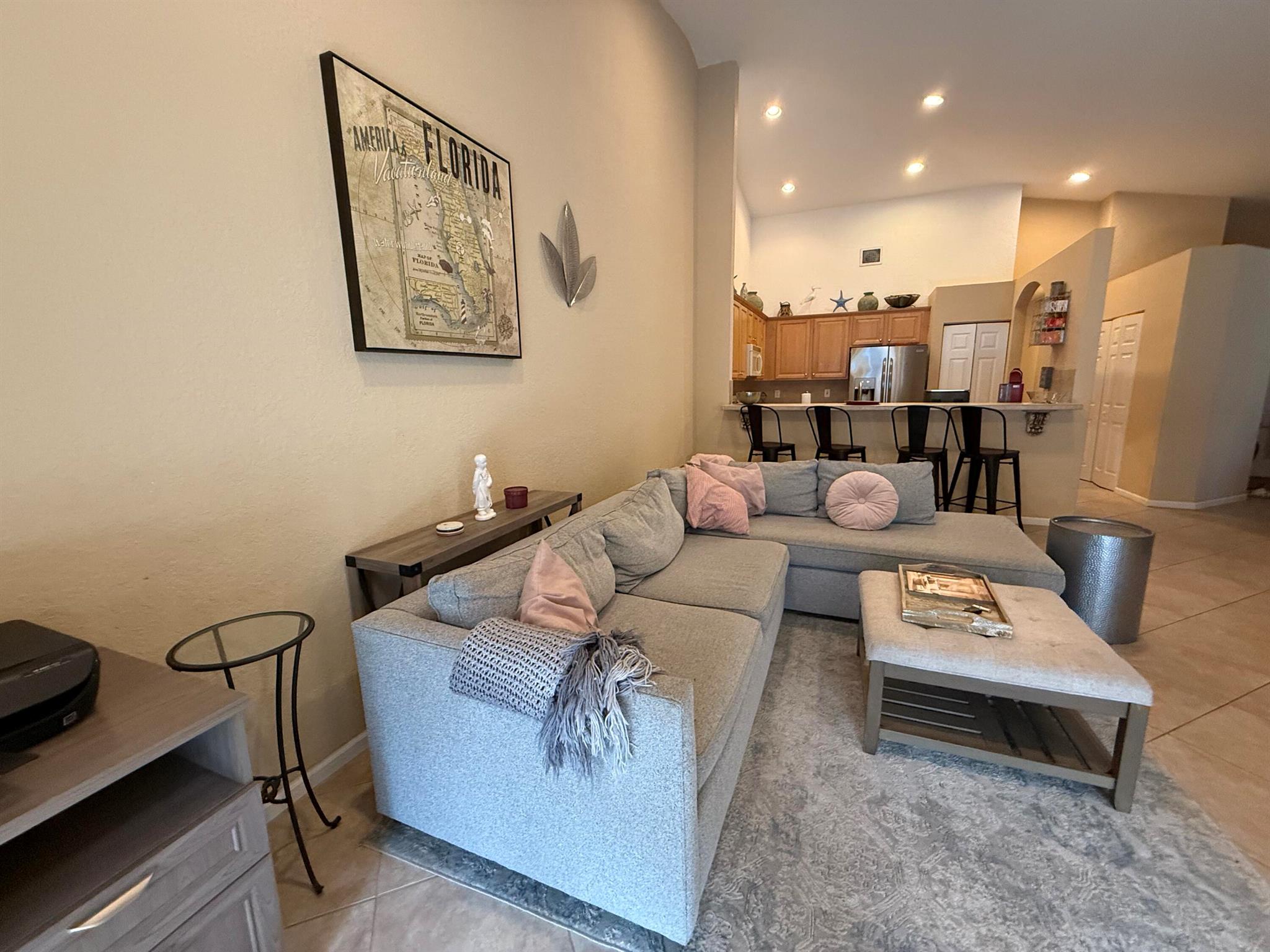 328 W Coral Trace Circle W