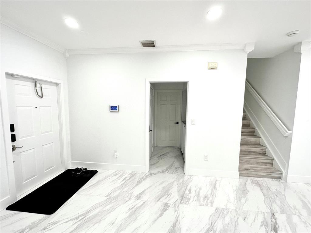 721 NW 170th Ter 721