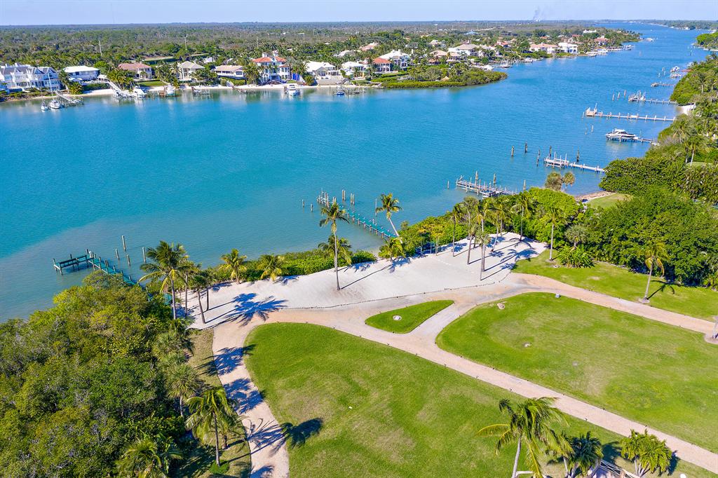 Jupiter Island - Land