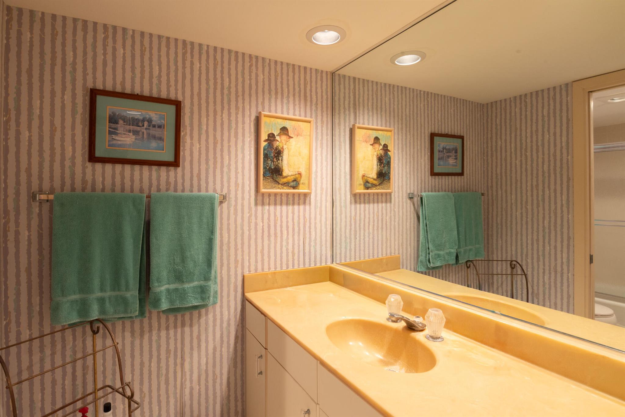 SEAWINDS CONDO - Residential Lease